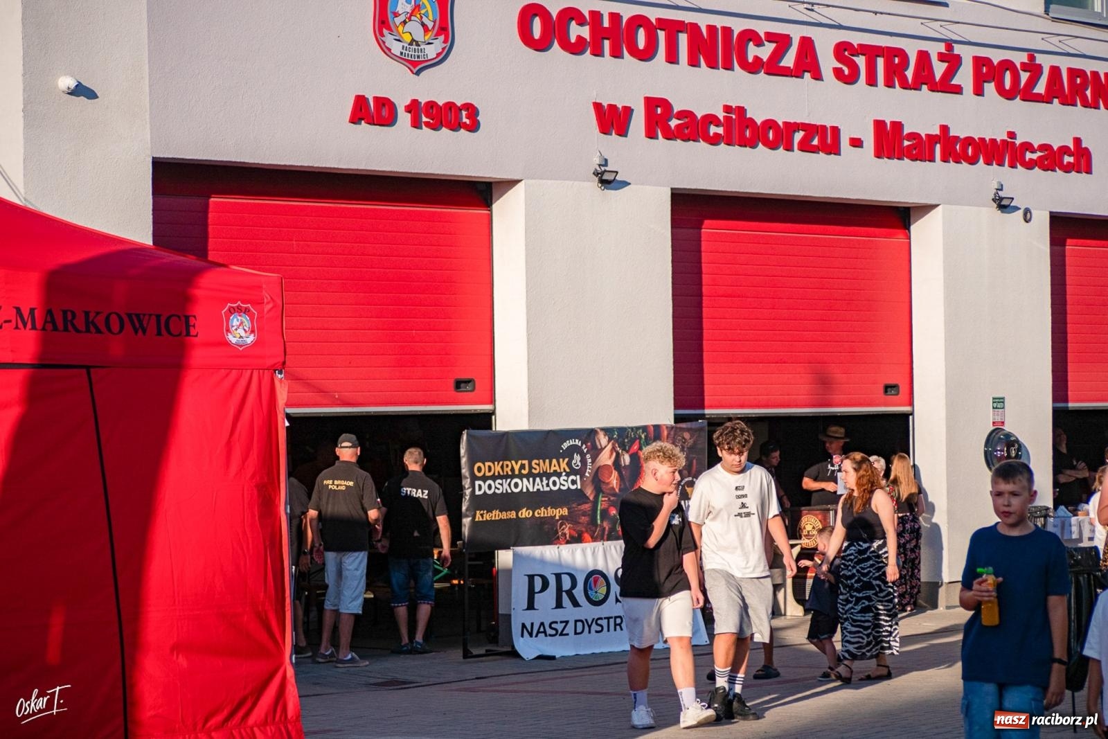 Zdjęcie w galerii na portalu naszraciborz.pl: Markowice bawiły się na festynie. Były atrakcje dla dzieci, muzyka i strażackie zabawy [FOTO] wiadomości z regionu