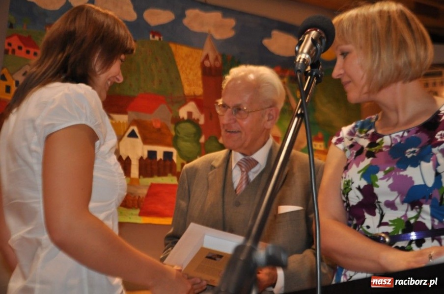 Zdjęcie w galerii na portalu naszraciborz.pl: Pedagodzy pożegnali się z uczelnią wiadomości z regionu