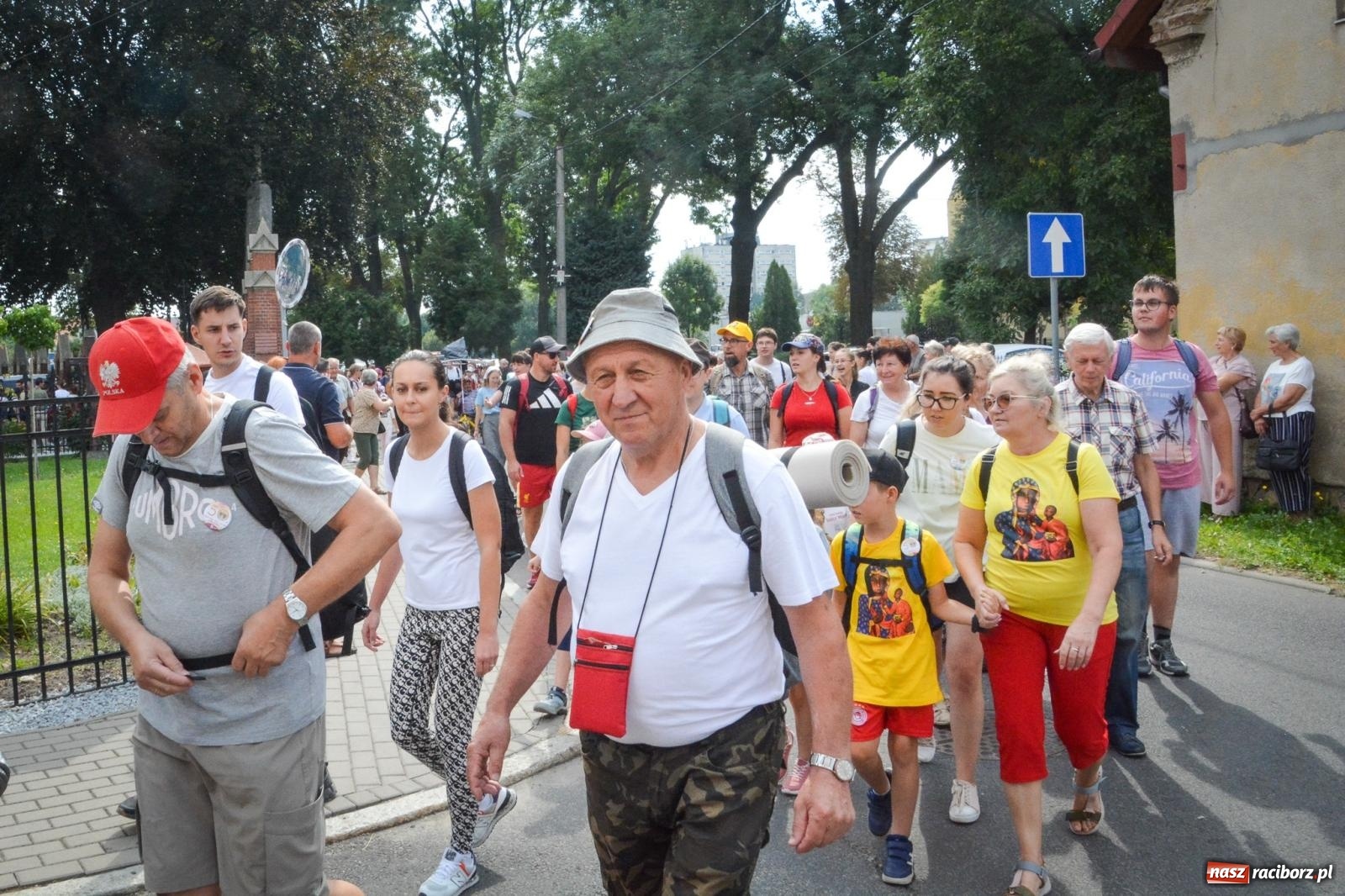 Zdjęcie w galerii na portalu naszraciborz.pl: 50. Piesza Pielgrzymka Opolska wyruszyła z Raciborza na Jasną Górę [FOTO i WIDEO] wiadomości z regionu