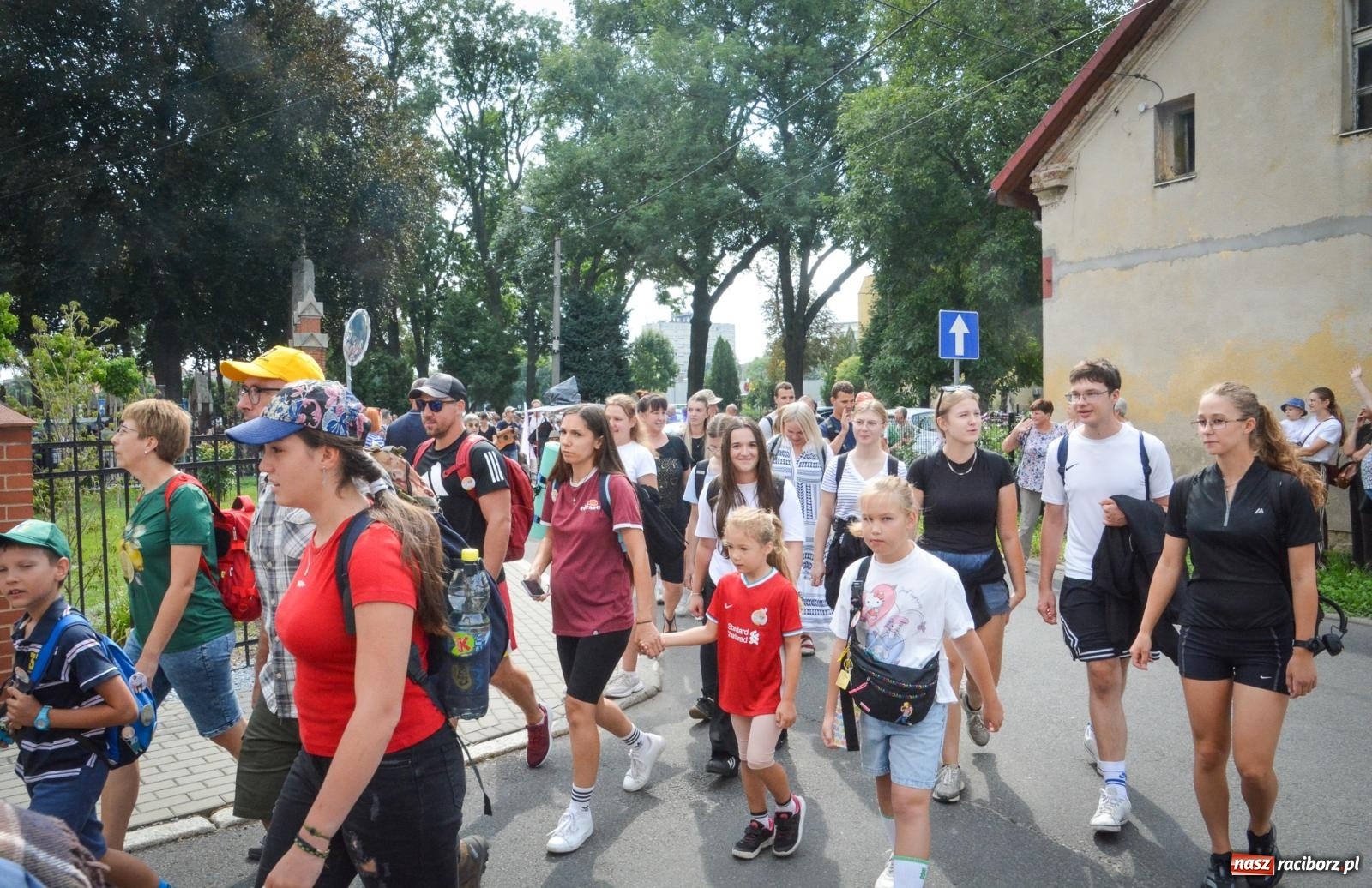 Zdjęcie w galerii na portalu naszraciborz.pl: 50. Piesza Pielgrzymka Opolska wyruszyła z Raciborza na Jasną Górę [FOTO i WIDEO] wiadomości z regionu