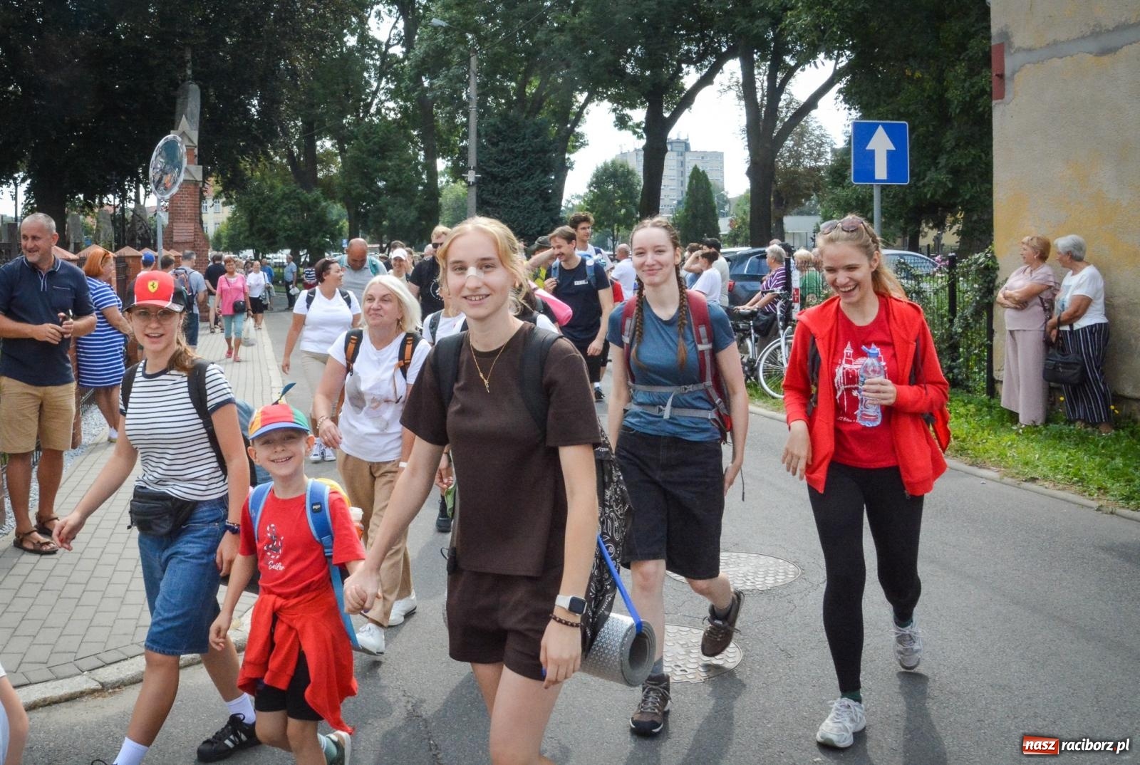 Zdjęcie w galerii na portalu naszraciborz.pl: 50. Piesza Pielgrzymka Opolska wyruszyła z Raciborza na Jasną Górę [FOTO i WIDEO] wiadomości z regionu