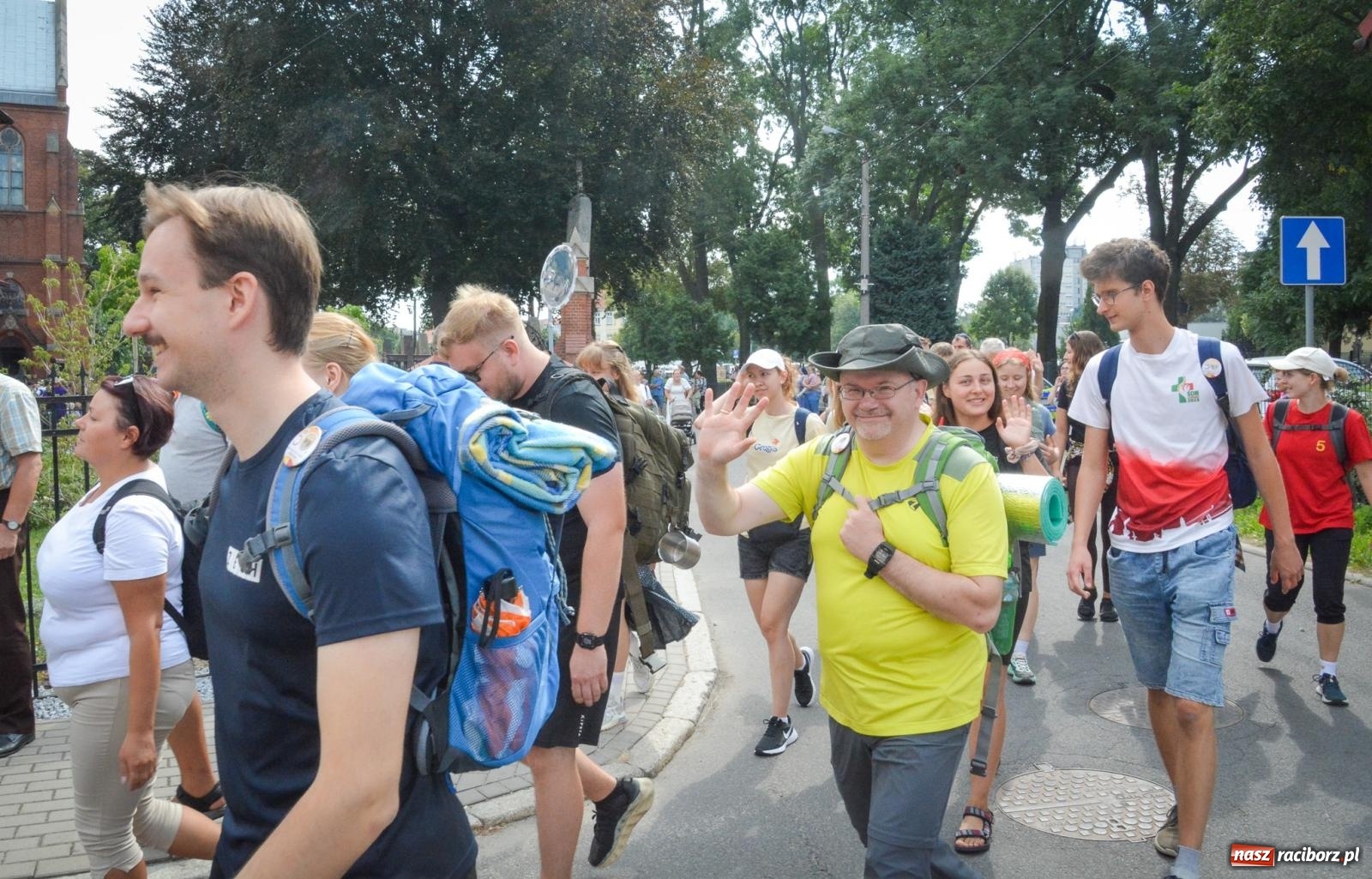Zdjęcie w galerii na portalu naszraciborz.pl: 50. Piesza Pielgrzymka Opolska wyruszyła z Raciborza na Jasną Górę [FOTO i WIDEO] wiadomości z regionu