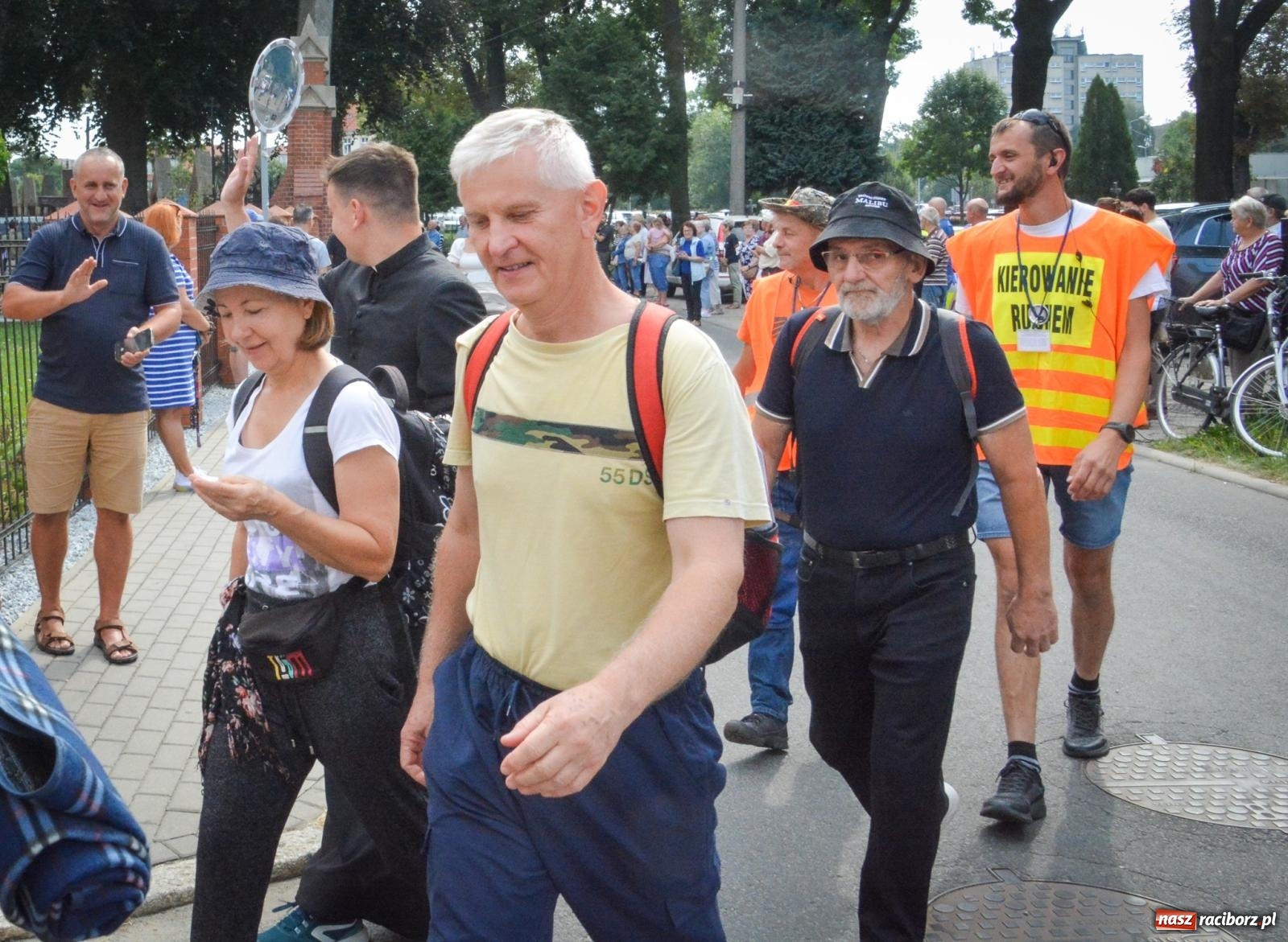 Zdjęcie w galerii na portalu naszraciborz.pl: 50. Piesza Pielgrzymka Opolska wyruszyła z Raciborza na Jasną Górę [FOTO i WIDEO] wiadomości z regionu