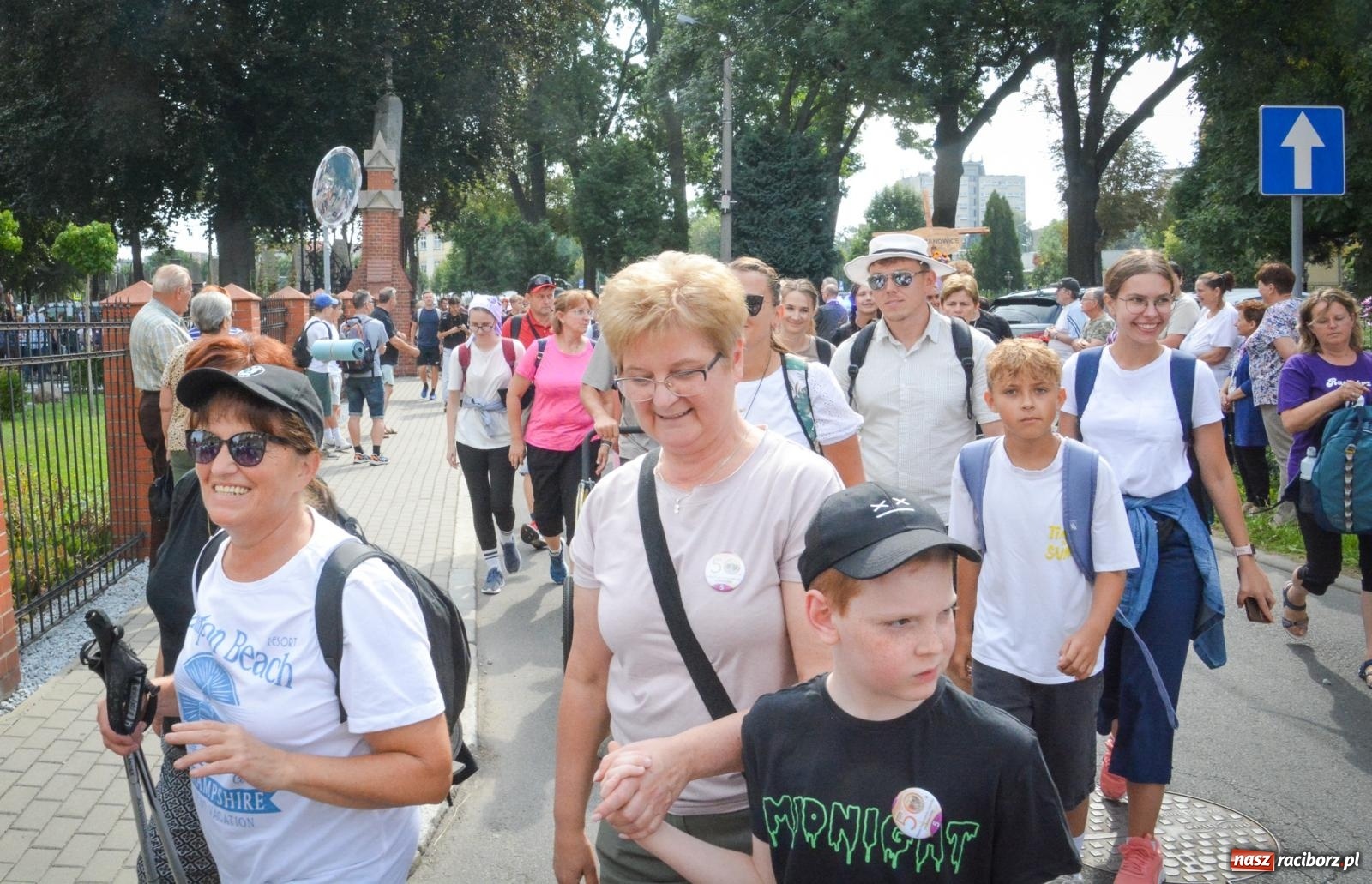 Zdjęcie w galerii na portalu naszraciborz.pl: 50. Piesza Pielgrzymka Opolska wyruszyła z Raciborza na Jasną Górę [FOTO i WIDEO] wiadomości z regionu