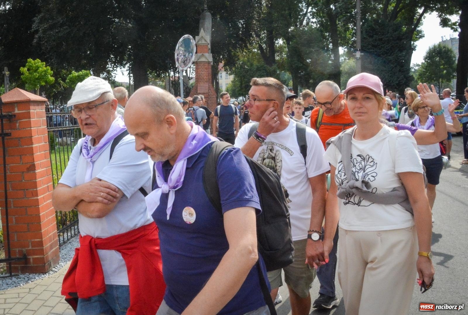 Zdjęcie w galerii na portalu naszraciborz.pl: 50. Piesza Pielgrzymka Opolska wyruszyła z Raciborza na Jasną Górę [FOTO i WIDEO] wiadomości z regionu