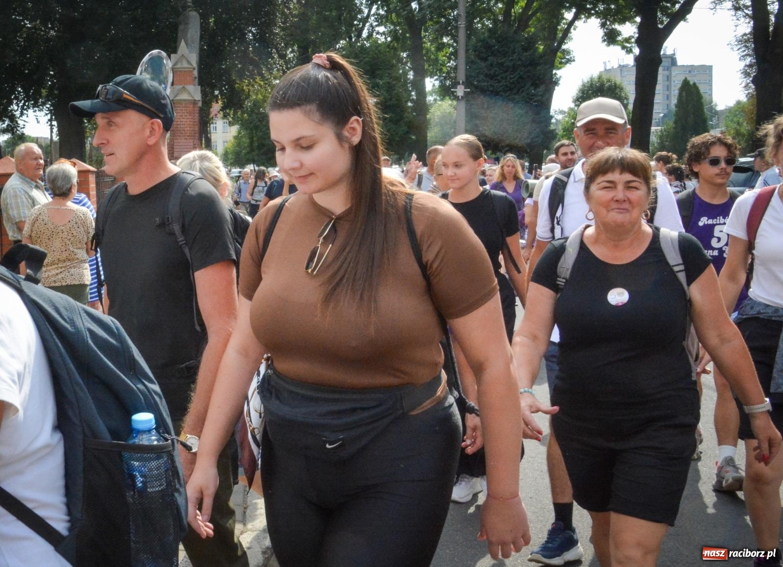 Zdjęcie w galerii na portalu naszraciborz.pl: 50. Piesza Pielgrzymka Opolska wyruszyła z Raciborza na Jasną Górę [FOTO i WIDEO] wiadomości z regionu