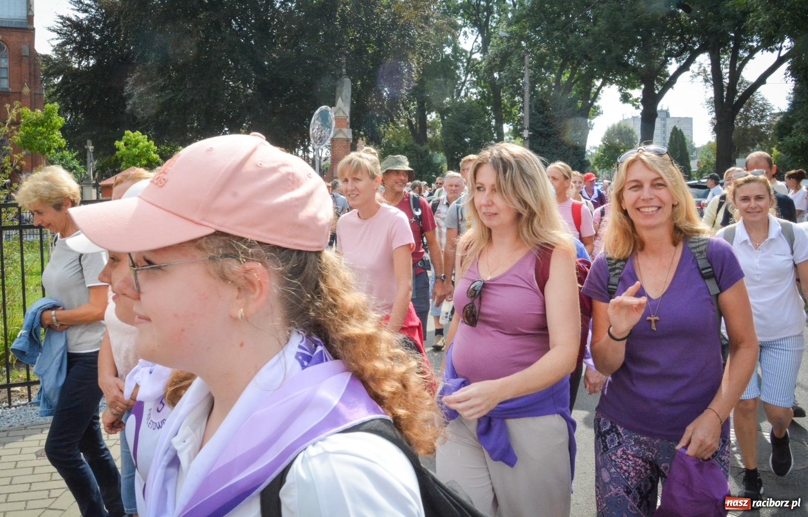 Zdjęcie w galerii na portalu naszraciborz.pl: 50. Piesza Pielgrzymka Opolska wyruszyła z Raciborza na Jasną Górę [FOTO i WIDEO] wiadomości z regionu