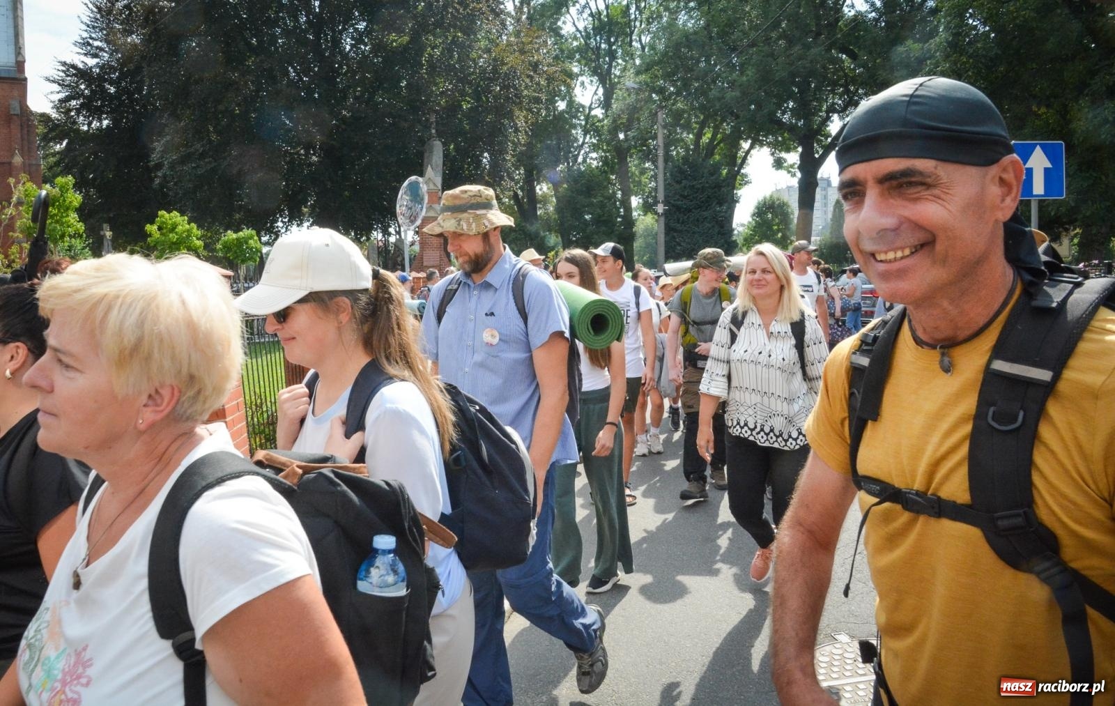 Zdjęcie w galerii na portalu naszraciborz.pl: 50. Piesza Pielgrzymka Opolska wyruszyła z Raciborza na Jasną Górę [FOTO i WIDEO] wiadomości z regionu