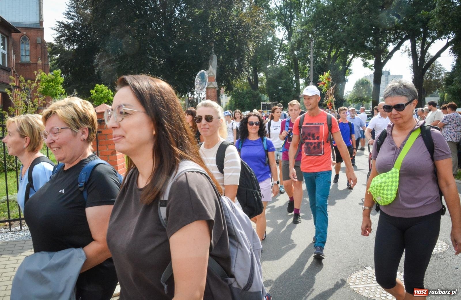 Zdjęcie w galerii na portalu naszraciborz.pl: 50. Piesza Pielgrzymka Opolska wyruszyła z Raciborza na Jasną Górę [FOTO i WIDEO] wiadomości z regionu