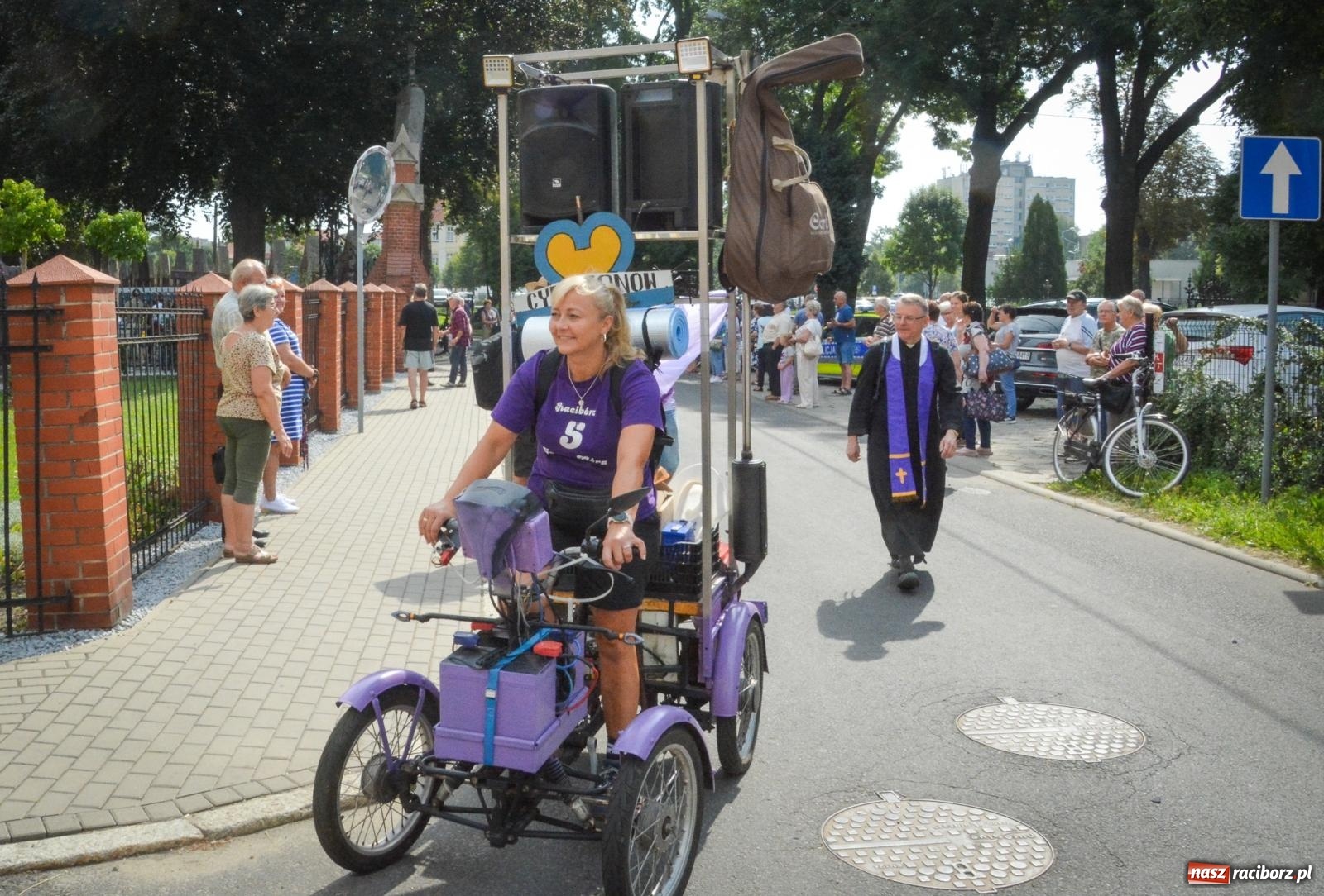 Zdjęcie w galerii na portalu naszraciborz.pl: 50. Piesza Pielgrzymka Opolska wyruszyła z Raciborza na Jasną Górę [FOTO i WIDEO] wiadomości z regionu