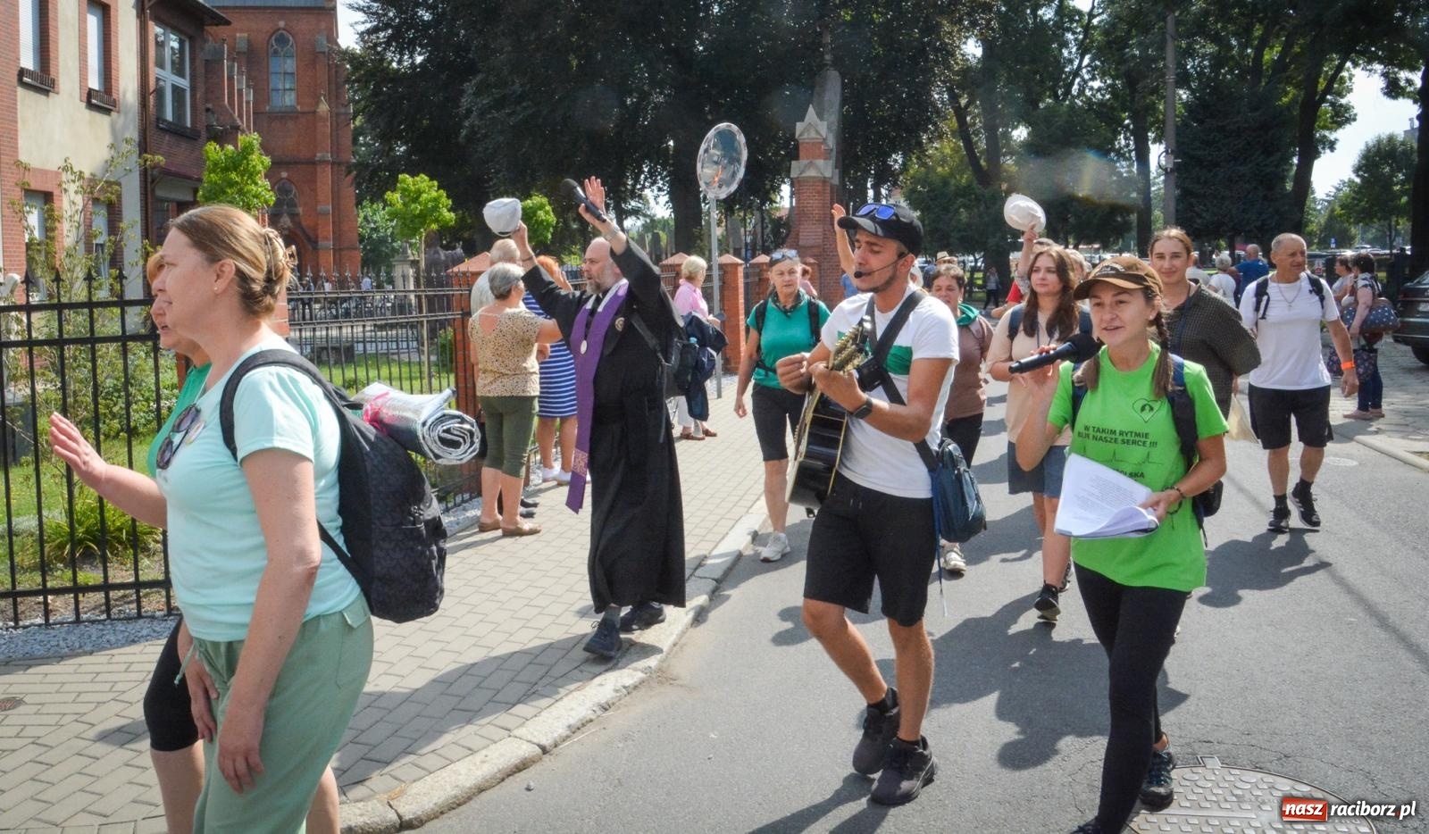 Zdjęcie w galerii na portalu naszraciborz.pl: 50. Piesza Pielgrzymka Opolska wyruszyła z Raciborza na Jasną Górę [FOTO i WIDEO] wiadomości z regionu