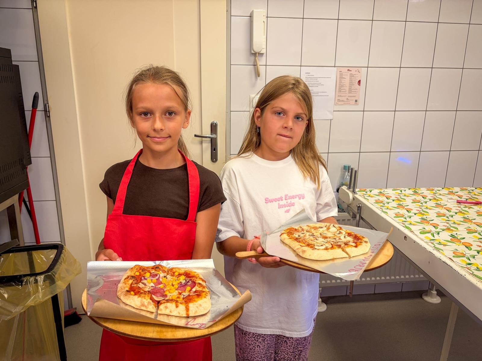 Zdjęcie w galerii na portalu naszraciborz.pl: Jak zostać mistrzem robienia pizzy? wiadomości z regionu