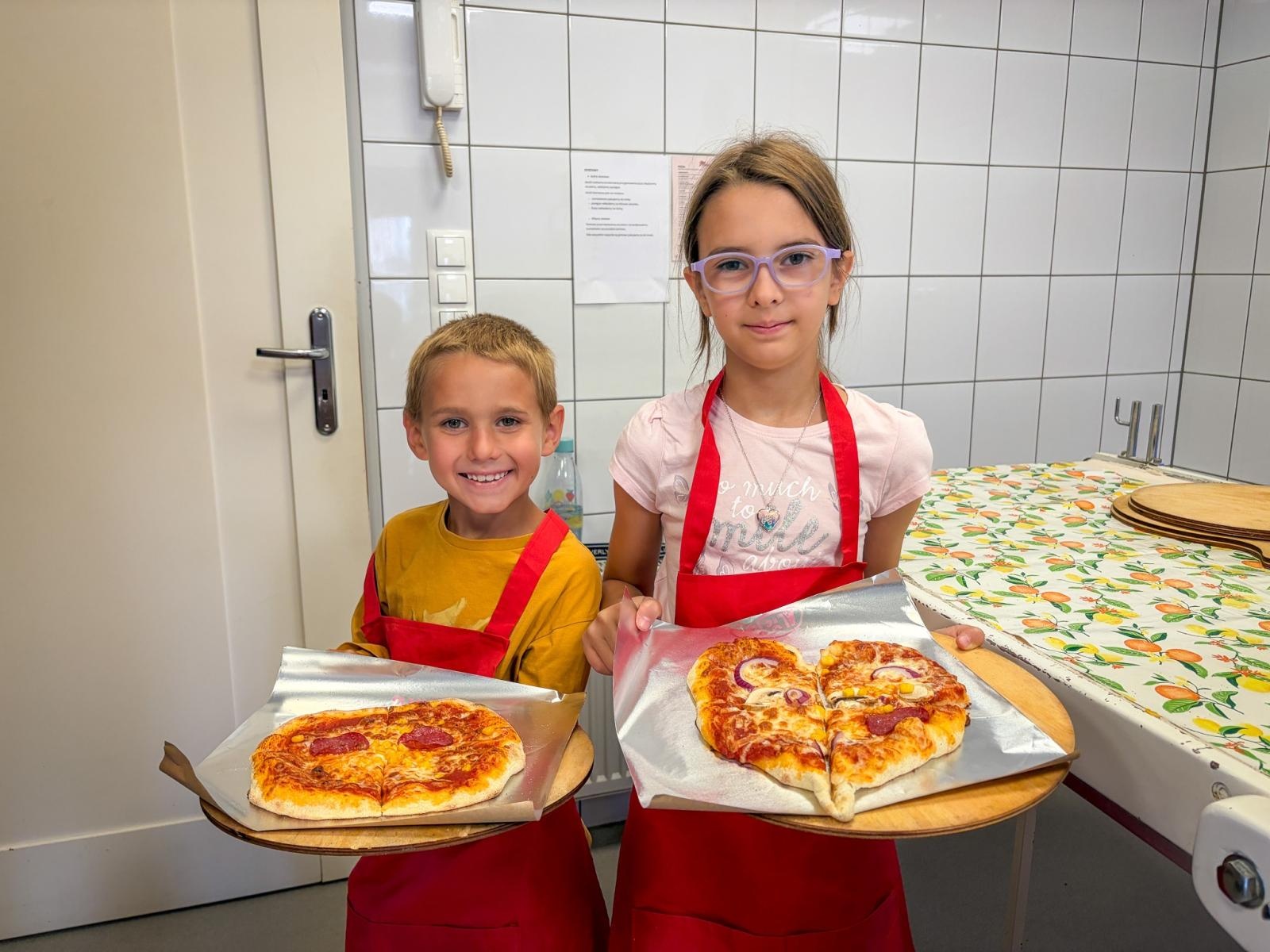 Zdjęcie w galerii na portalu naszraciborz.pl: Jak zostać mistrzem robienia pizzy? wiadomości z regionu