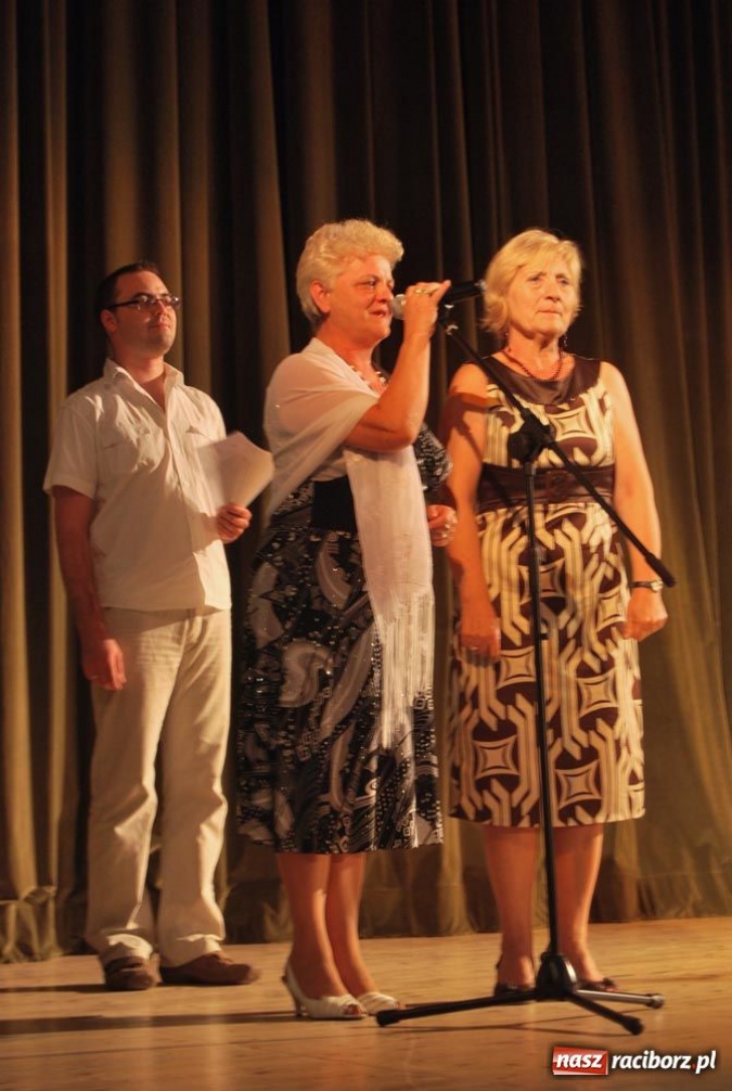 Zdjęcie w galerii na portalu naszraciborz.pl: Gala Mini-Festiwalu Przedszkolaków wiadomości z regionu