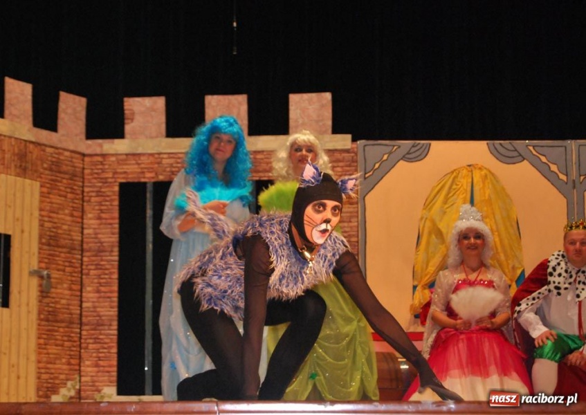 Zdjęcie w galerii na portalu naszraciborz.pl: Gala Mini-Festiwalu Przedszkolaków wiadomości z regionu