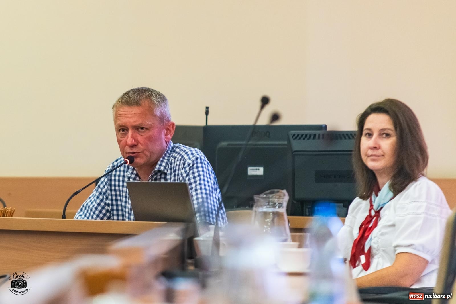Zdjęcie w galerii na portalu naszraciborz.pl: Drzewa ocaleją? Jest sposób na stację ładowania bez wycinki. Radni ostro o obwodnicach wiadomości z regionu
