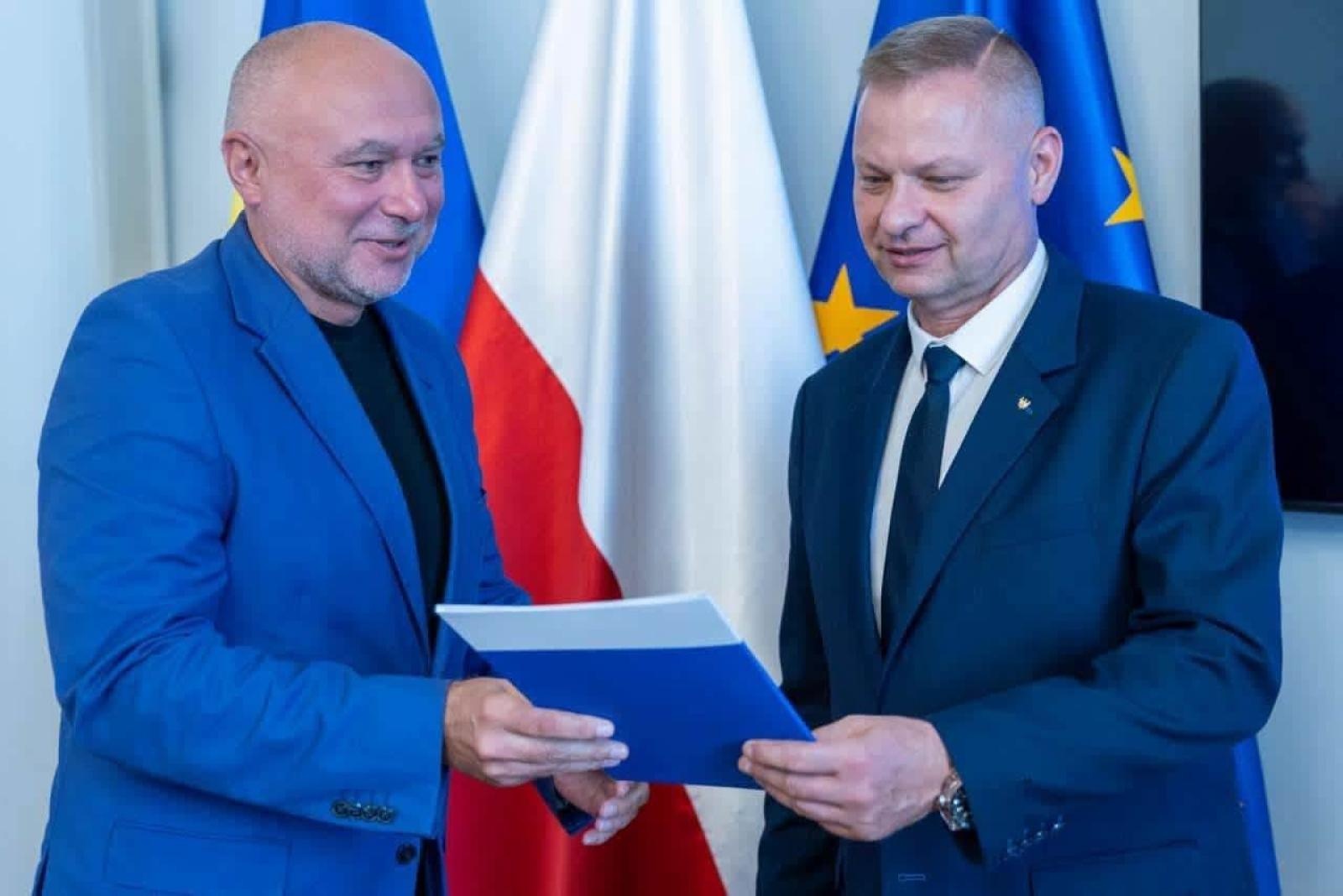Zdjęcie w galerii na portalu naszraciborz.pl: Marcin Kunicki z kolejną kadencją na stanowisku dyrektora ZSOMS Racibórz wiadomości z regionu