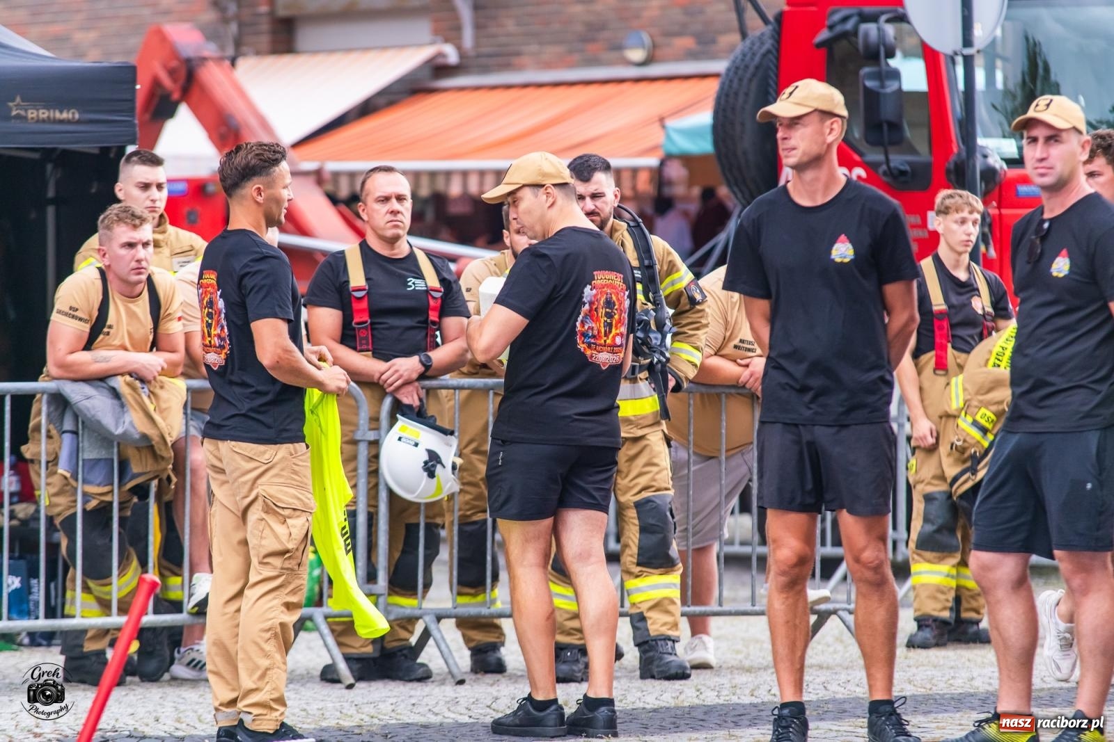 Zdjęcie w galerii na portalu naszraciborz.pl: Tu nie było miejsca na słabość. Strażacy stoczyli morderczą walkę na Placu Dominikańskim [FOTO i WIDEO] wiadomości z regionu