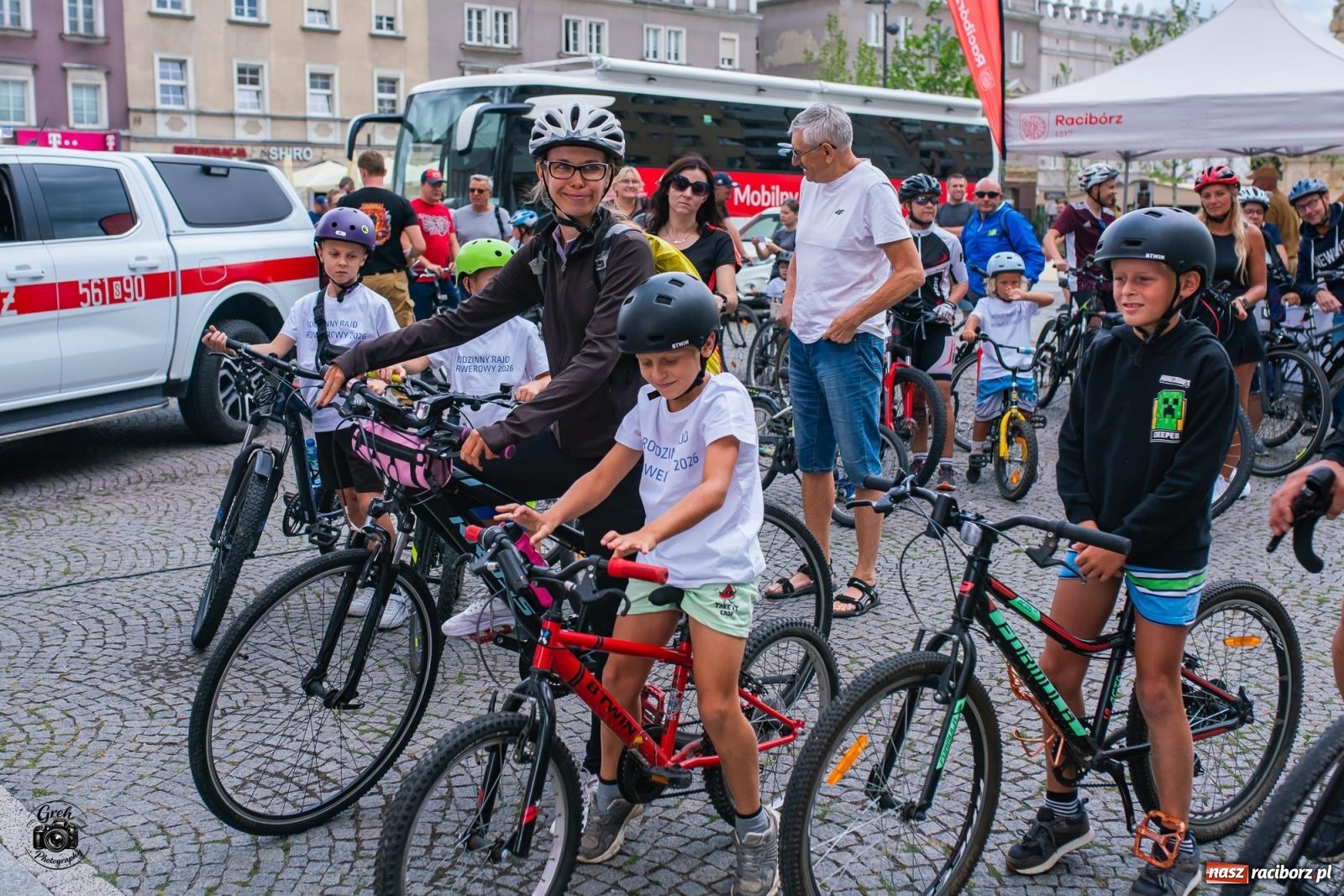 Zdjęcie w galerii na portalu naszraciborz.pl: Rodzinny rajd połączył mieszkańców regionu. Tak wyglądała rowerowa część strażackiego Memoriału [FOTO i WIDEO] wiadomości z regionu