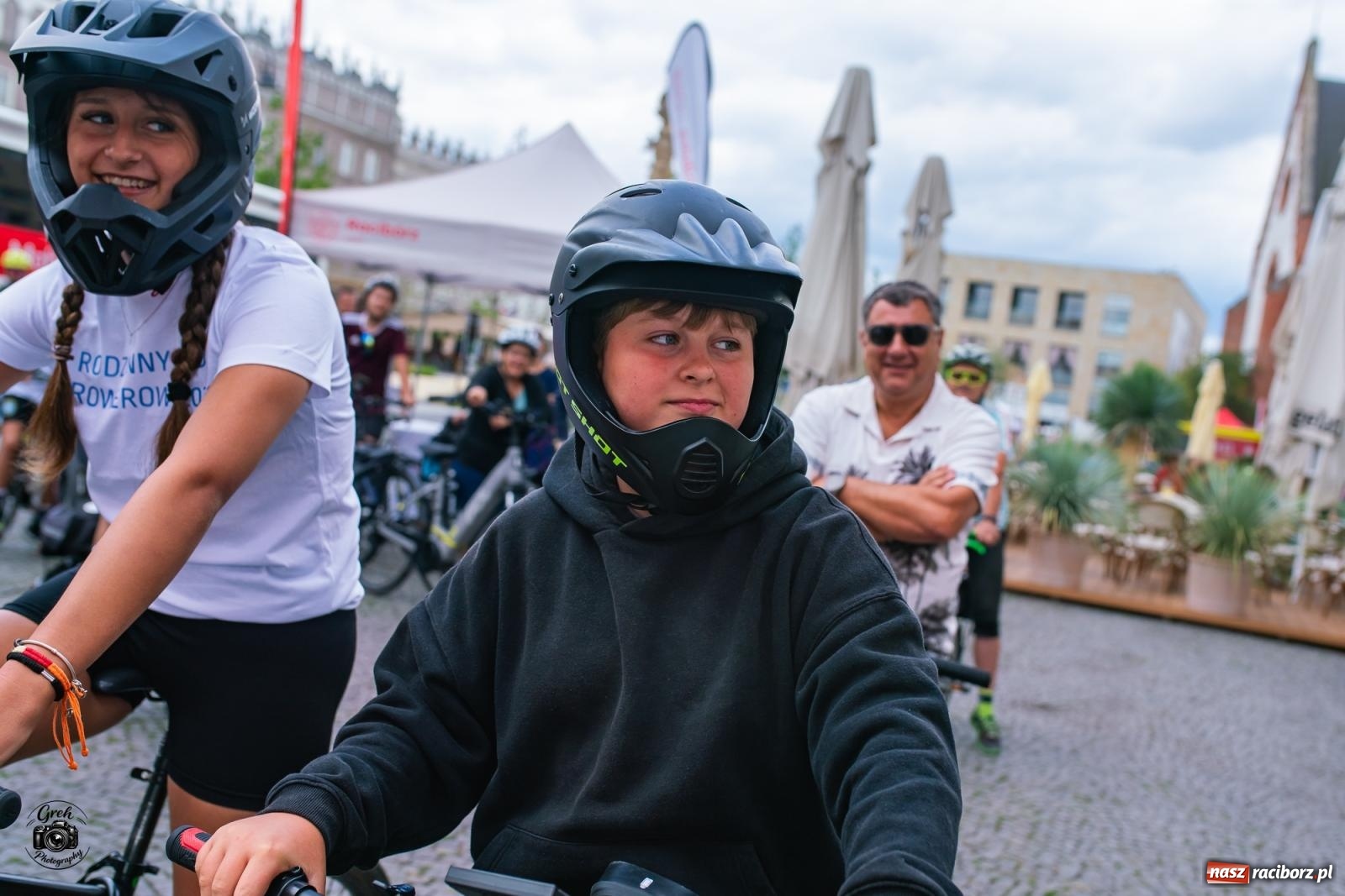 Zdjęcie w galerii na portalu naszraciborz.pl: Rodzinny rajd połączył mieszkańców regionu. Tak wyglądała rowerowa część strażackiego Memoriału [FOTO i WIDEO] wiadomości z regionu