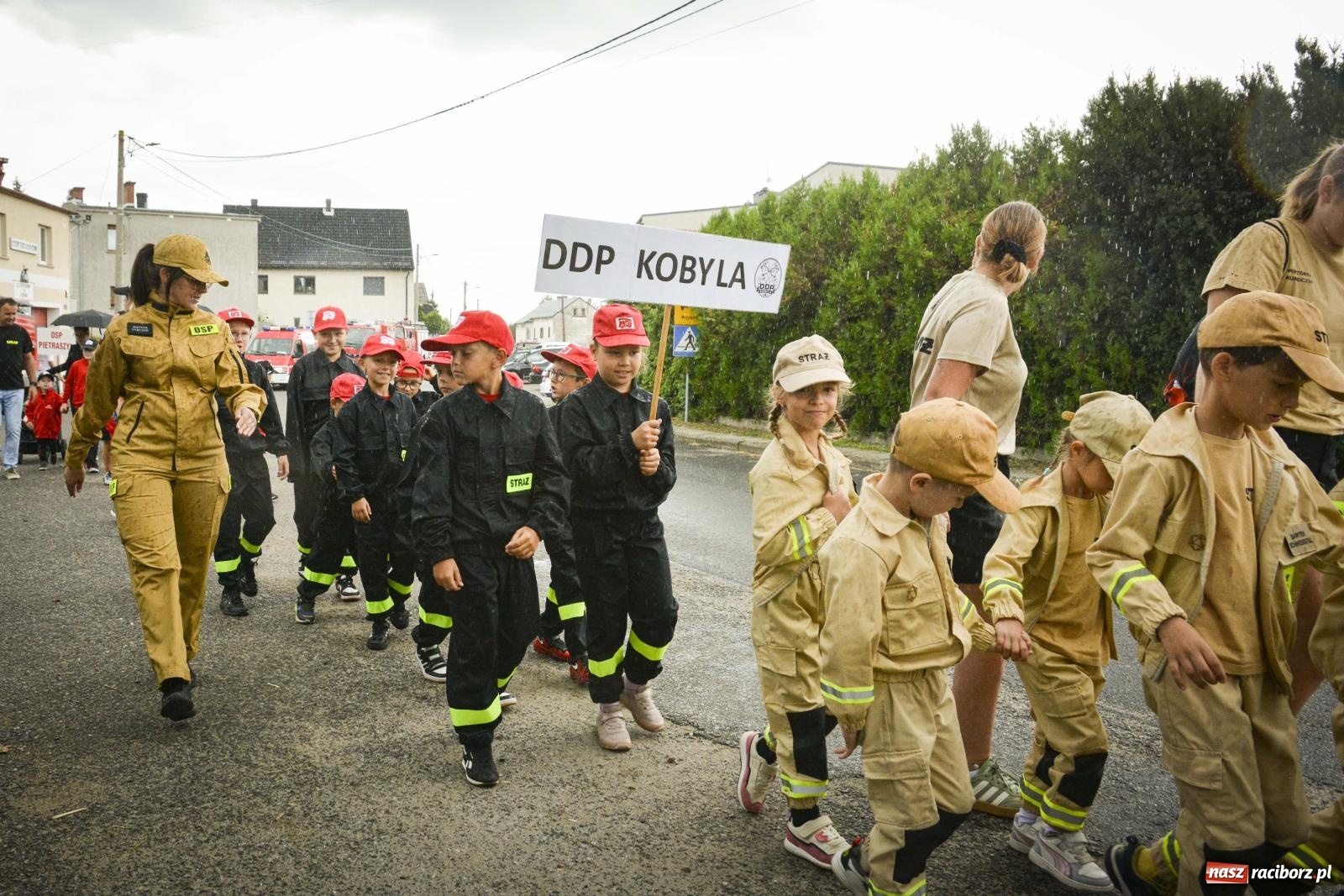 Zdjęcie w galerii na portalu naszraciborz.pl: Młodzi strażacy opanowali Bojanów [FOTO i WIDEO] wiadomości z regionu