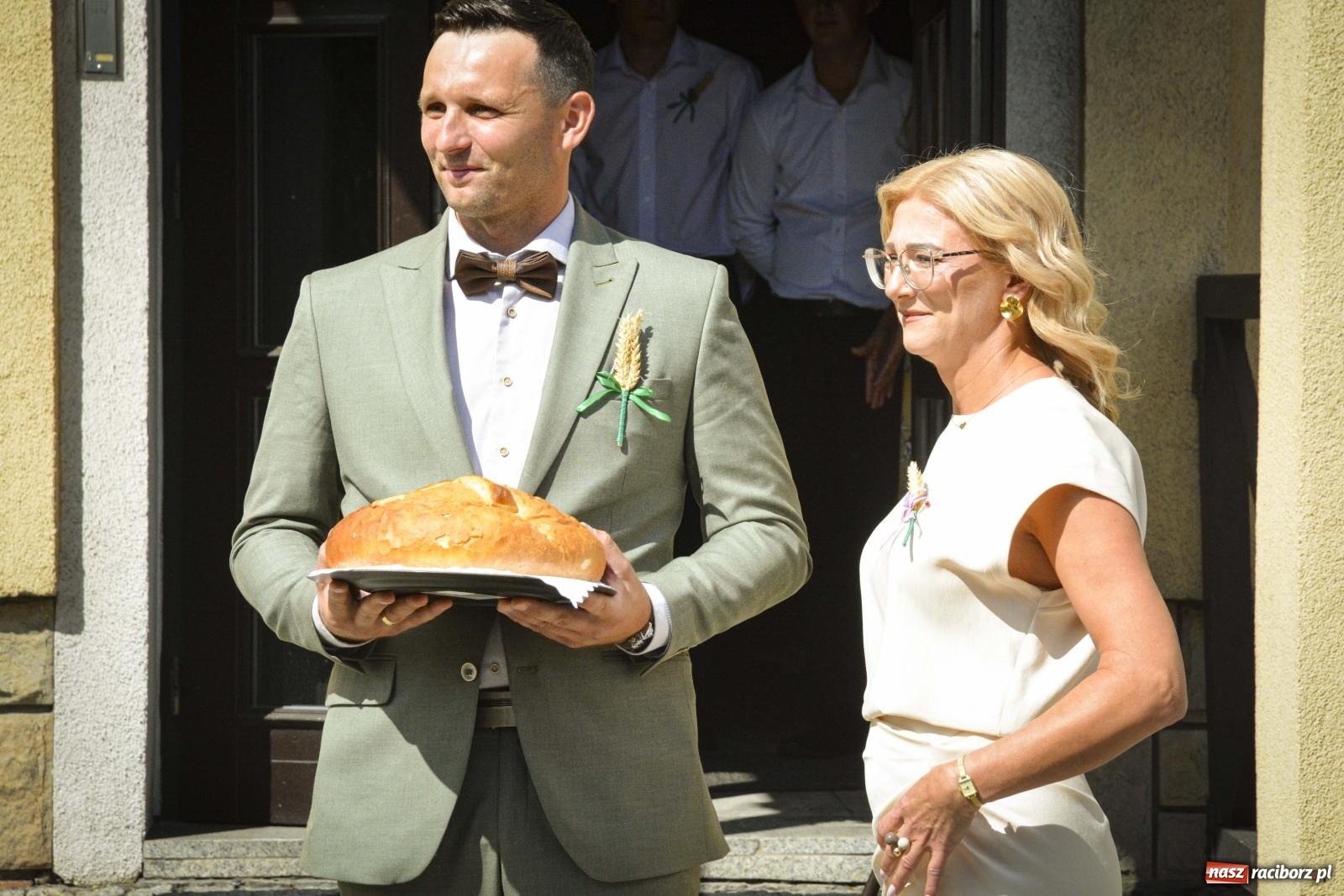 Zdjęcie w galerii na portalu naszraciborz.pl: Dożynki Gminy Rudnik. Barwny korowód wyruszył z Łubowic do Grzegorzowic [FOTO i WIDEO] wiadomości z regionu