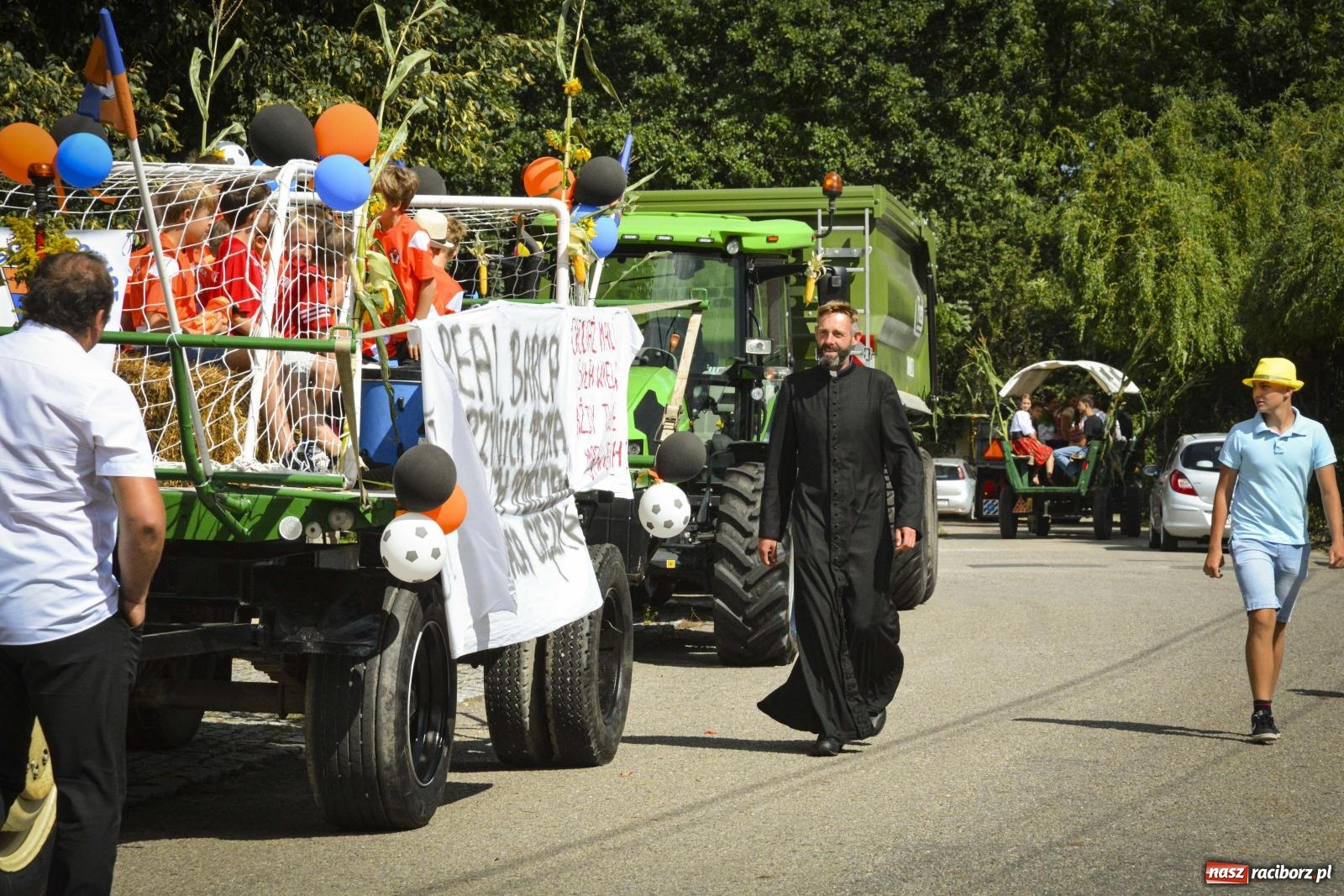 Zdjęcie w galerii na portalu naszraciborz.pl: Dożynki Gminy Rudnik. Barwny korowód wyruszył z Łubowic do Grzegorzowic [FOTO i WIDEO] wiadomości z regionu
