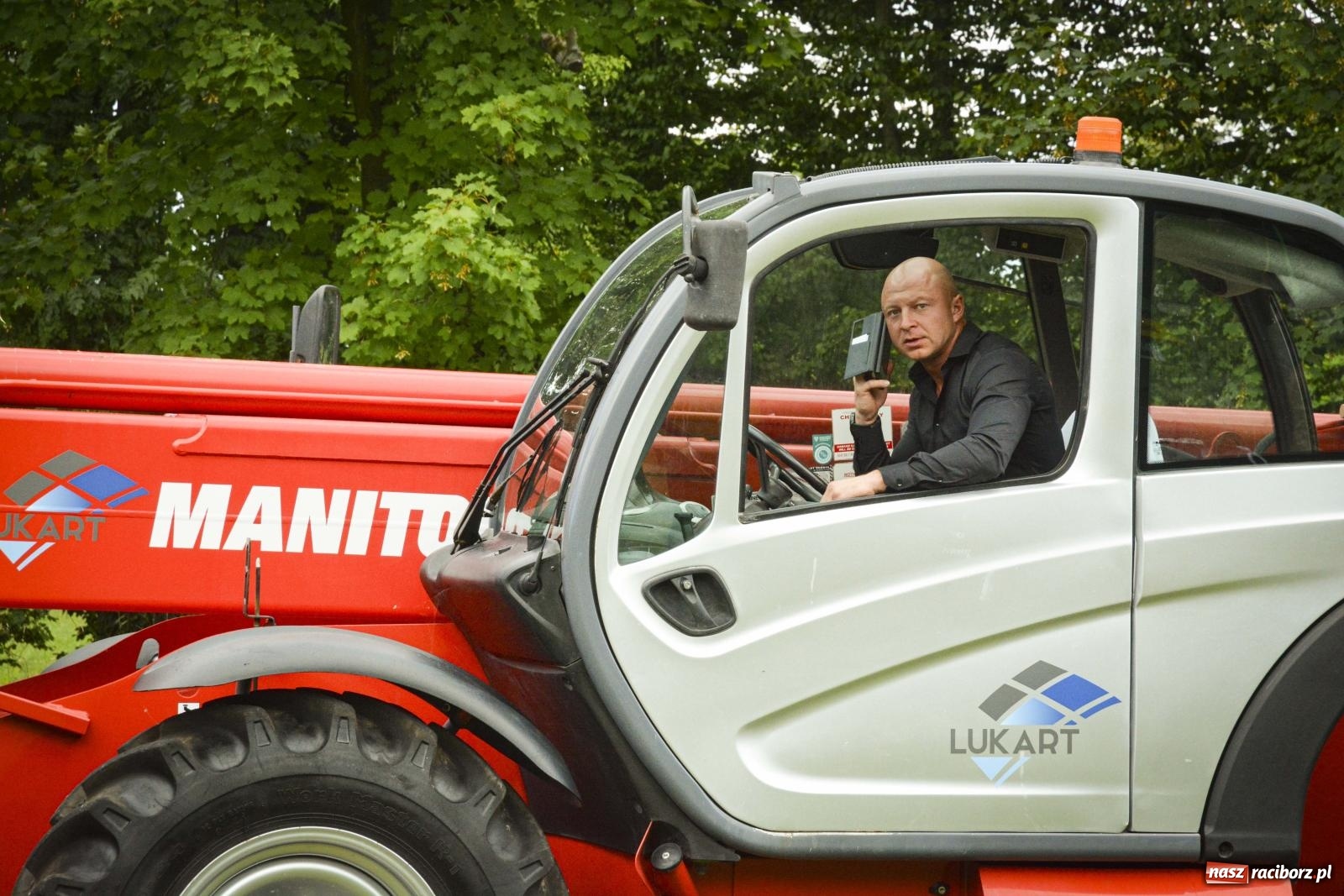Zdjęcie w galerii na portalu naszraciborz.pl: Dożynki Gminy Rudnik. Barwny korowód wyruszył z Łubowic do Grzegorzowic [FOTO i WIDEO] wiadomości z regionu