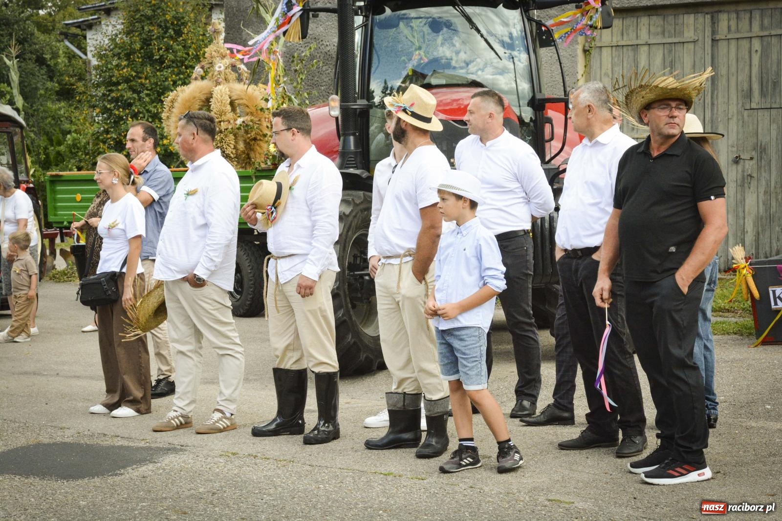 Zdjęcie w galerii na portalu naszraciborz.pl: Dożynki Gminy Rudnik. Barwny korowód wyruszył z Łubowic do Grzegorzowic [FOTO i WIDEO] wiadomości z regionu