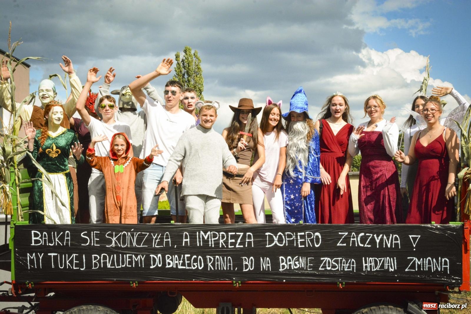 Zdjęcie w galerii na portalu naszraciborz.pl: Dożynki Gminy Rudnik. Barwny korowód wyruszył z Łubowic do Grzegorzowic [FOTO i WIDEO] wiadomości z regionu