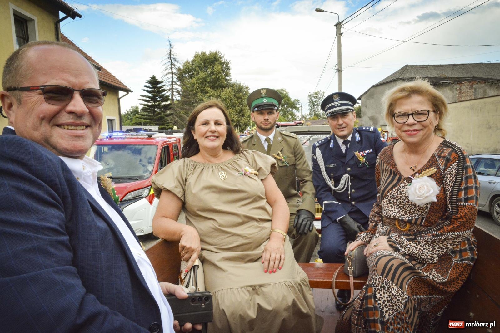 Zdjęcie w galerii na portalu naszraciborz.pl: Dożynki Gminy Rudnik. Barwny korowód wyruszył z Łubowic do Grzegorzowic [FOTO i WIDEO] wiadomości z regionu