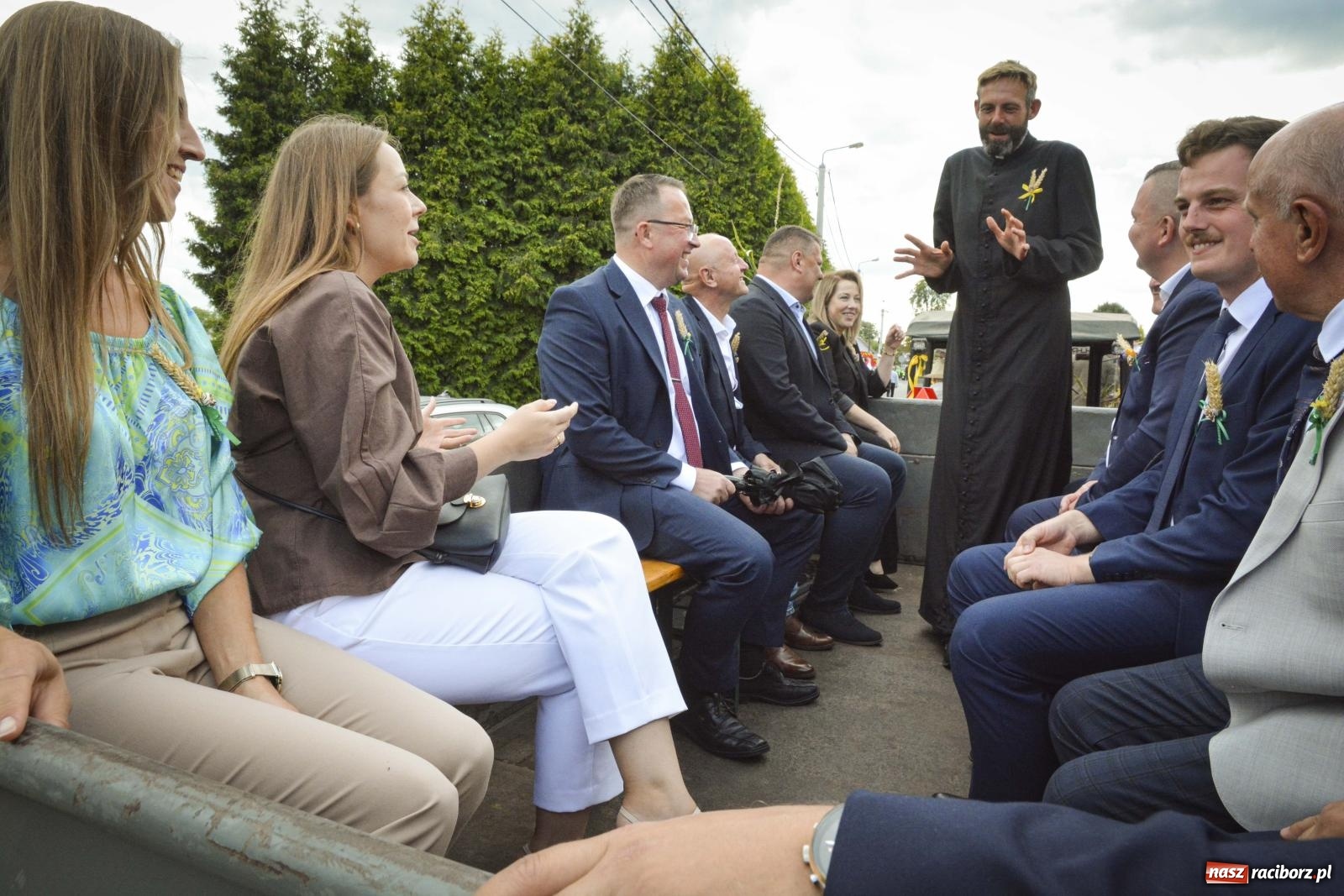 Zdjęcie w galerii na portalu naszraciborz.pl: Dożynki Gminy Rudnik. Barwny korowód wyruszył z Łubowic do Grzegorzowic [FOTO i WIDEO] wiadomości z regionu
