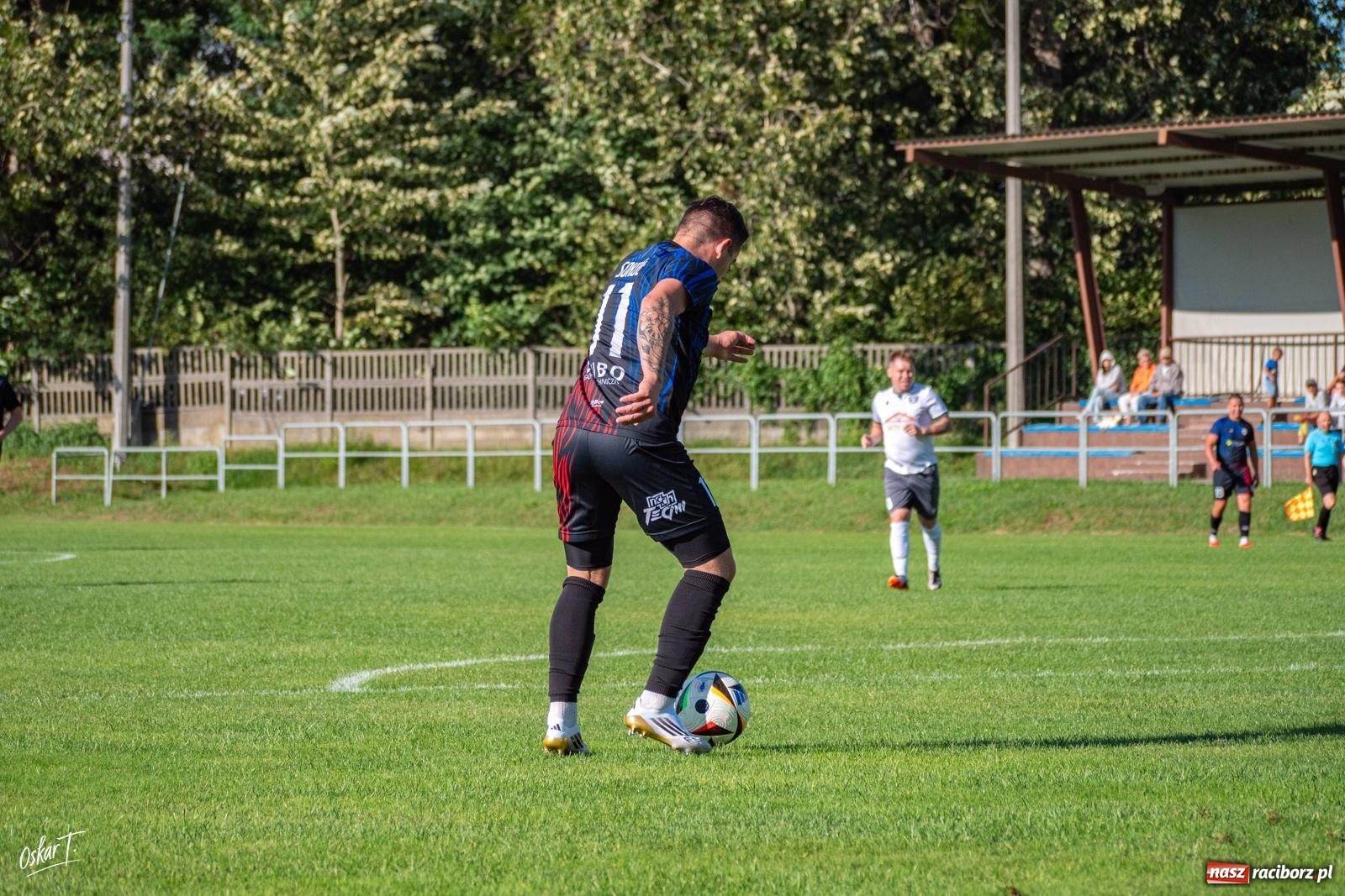 Zdjęcie w galerii na portalu naszraciborz.pl: Nędza przegrała z Sokołem. Goście odwrócili losy spotkania przy Sportowej [FOTO] wiadomości z regionu