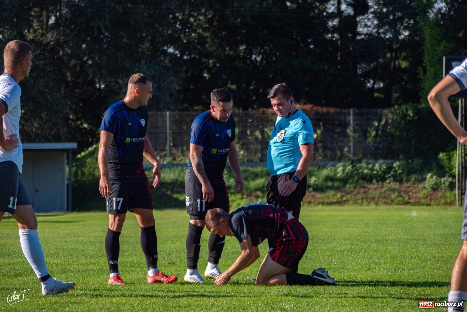 Zdjęcie w galerii na portalu naszraciborz.pl: Nędza przegrała z Sokołem. Goście odwrócili losy spotkania przy Sportowej [FOTO] wiadomości z regionu