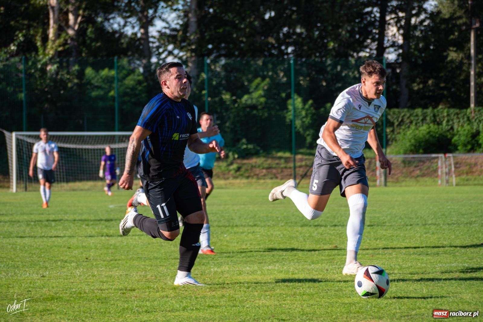 Zdjęcie w galerii na portalu naszraciborz.pl: Nędza przegrała z Sokołem. Goście odwrócili losy spotkania przy Sportowej [FOTO] wiadomości z regionu