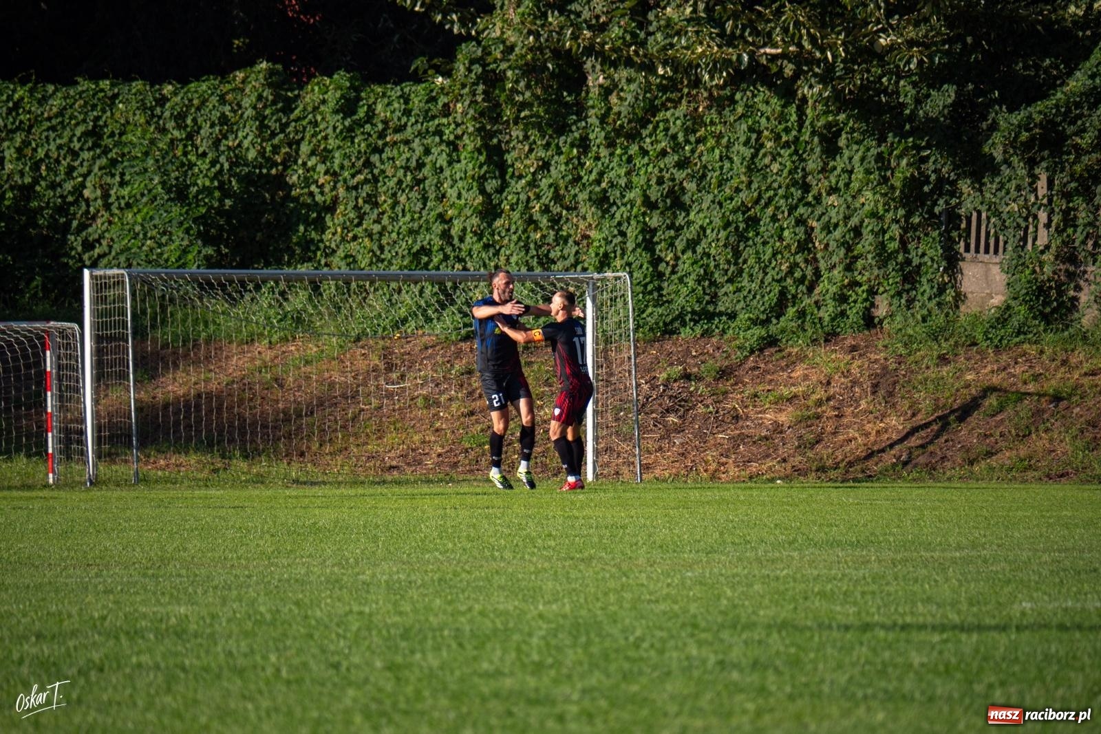 Zdjęcie w galerii na portalu naszraciborz.pl: Nędza przegrała z Sokołem. Goście odwrócili losy spotkania przy Sportowej [FOTO] wiadomości z regionu