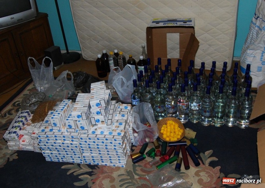 Zdjęcie w galerii na portalu naszraciborz.pl: ŚOSG: Zatrzymano nielegalne papierosy i alkohol wiadomości z regionu
