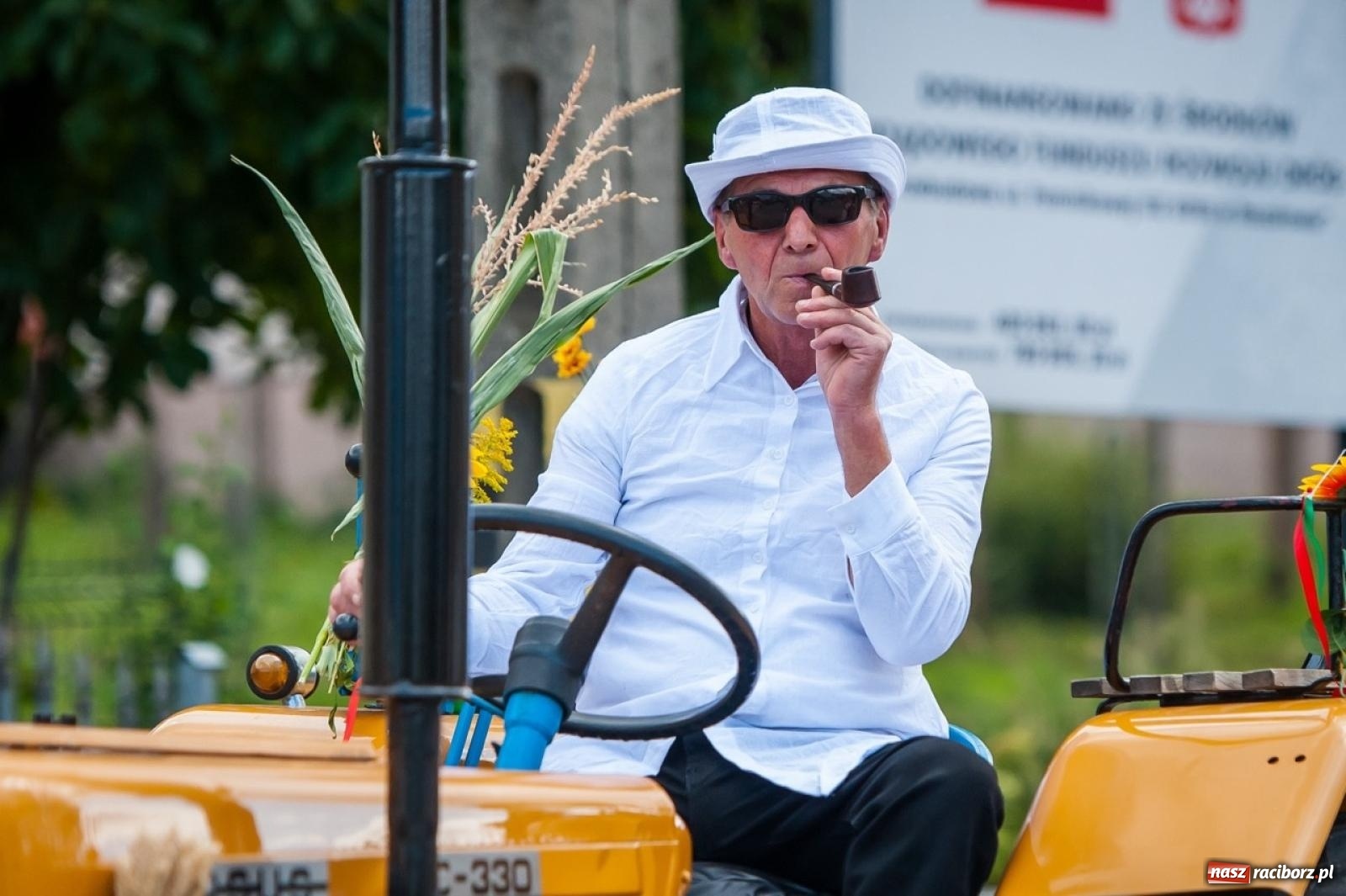 Zdjęcie w galerii na portalu naszraciborz.pl: Barwny korowód w Roszkowie za nami! Święto plonów w pełni rozkwitu [FOTO i WIDEO] wiadomości z regionu