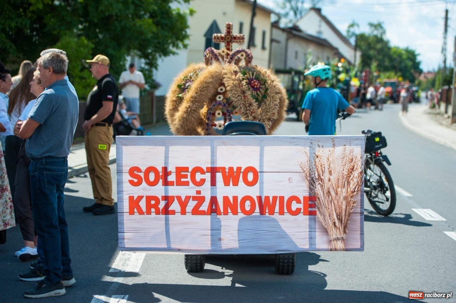 Zdjęcie w galerii na portalu naszraciborz.pl: Dożynki w Krzyżanowicach na bis! Tak mieszkańcy świętowali zakończenie żniw [FOTO] wiadomości z regionu