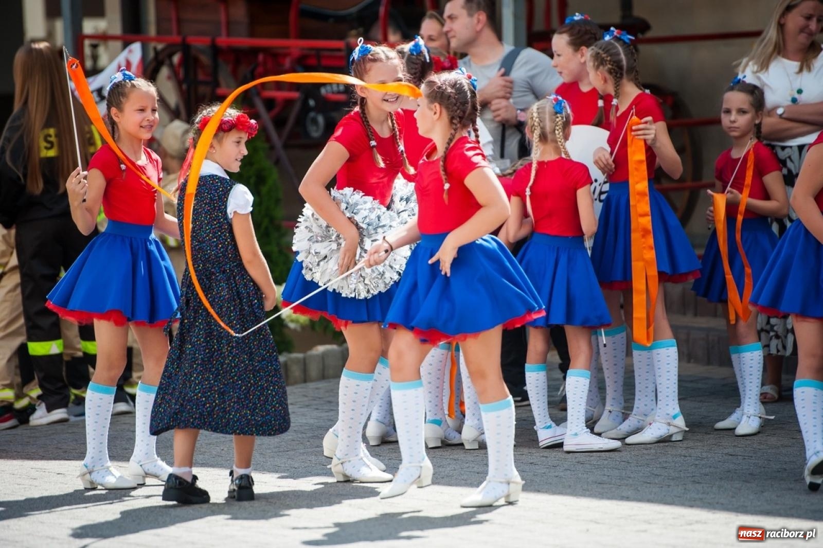 Zdjęcie w galerii na portalu naszraciborz.pl: Dożynki w Krzyżanowicach na bis! Tak mieszkańcy świętowali zakończenie żniw [FOTO] wiadomości z regionu