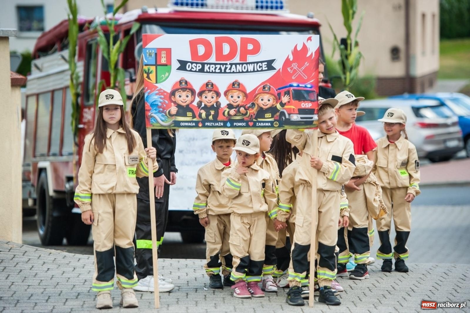 Zdjęcie w galerii na portalu naszraciborz.pl: Dożynki w Krzyżanowicach na bis! Tak mieszkańcy świętowali zakończenie żniw [FOTO] wiadomości z regionu