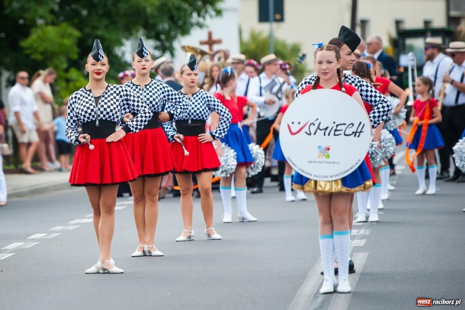 Zdjęcie w galerii na portalu naszraciborz.pl: Dożynki w Krzyżanowicach na bis! Tak mieszkańcy świętowali zakończenie żniw [FOTO] wiadomości z regionu
