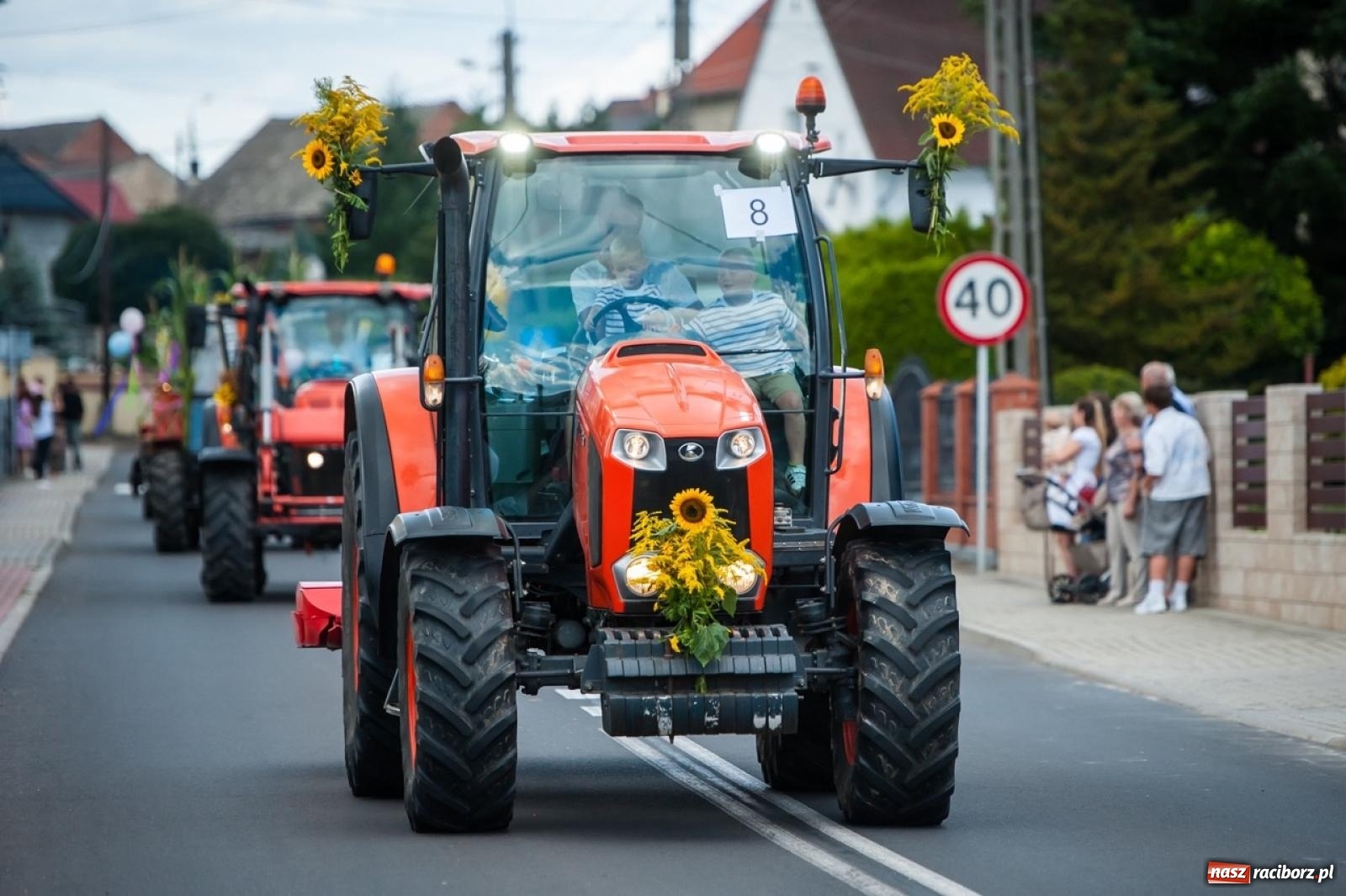 Zdjęcie w galerii na portalu naszraciborz.pl: Dożynki w Krzyżanowicach na bis! Tak mieszkańcy świętowali zakończenie żniw [FOTO] wiadomości z regionu