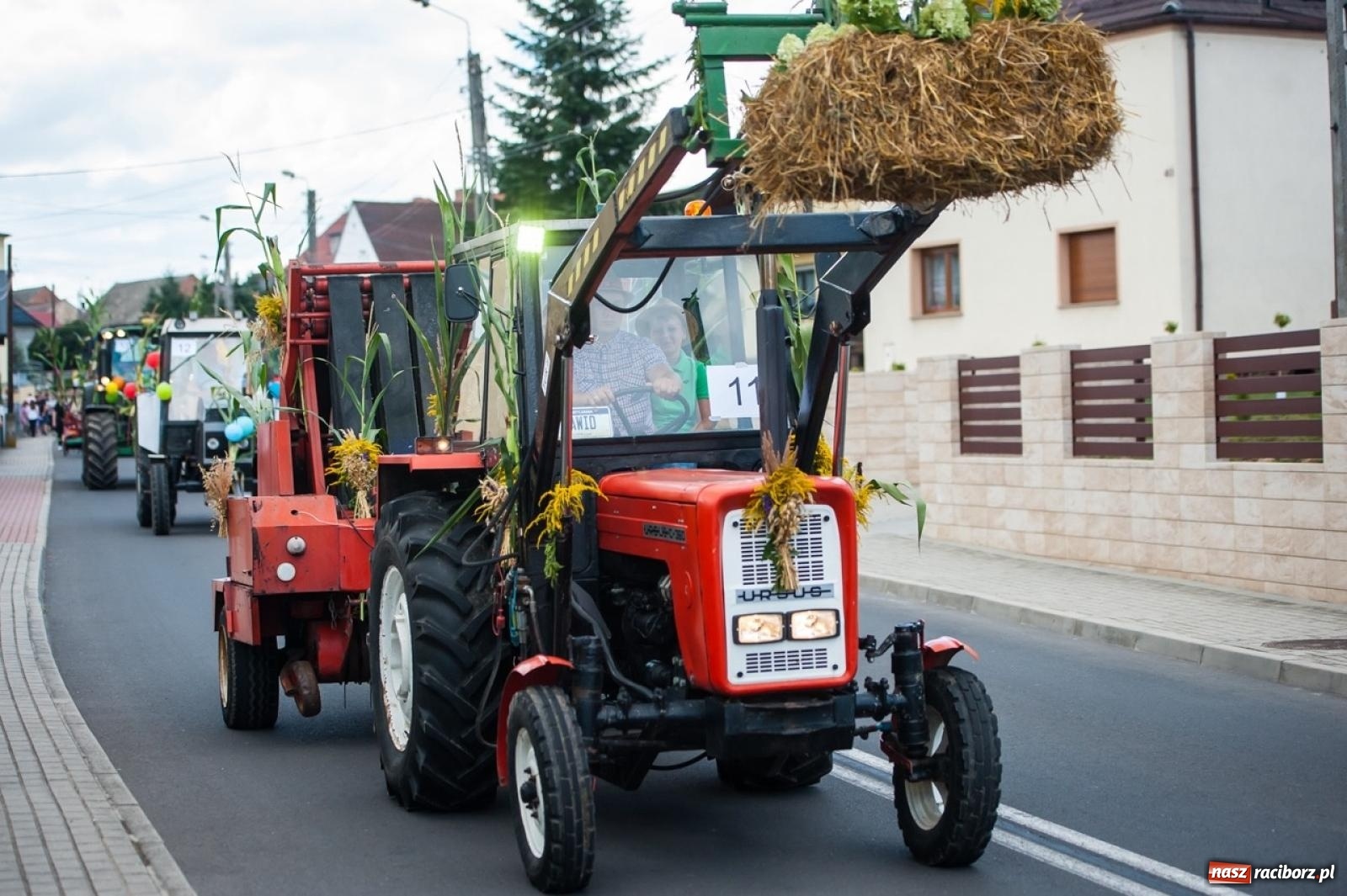Zdjęcie w galerii na portalu naszraciborz.pl: Dożynki w Krzyżanowicach na bis! Tak mieszkańcy świętowali zakończenie żniw [FOTO] wiadomości z regionu