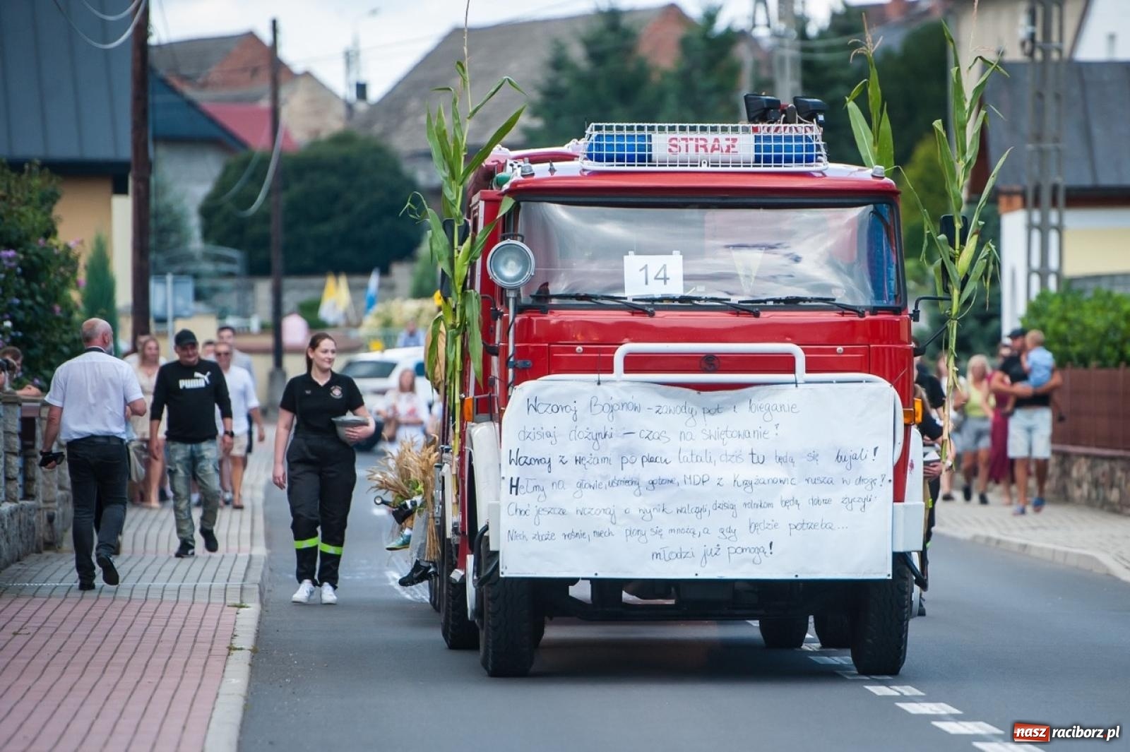 Zdjęcie w galerii na portalu naszraciborz.pl: Dożynki w Krzyżanowicach na bis! Tak mieszkańcy świętowali zakończenie żniw [FOTO] wiadomości z regionu