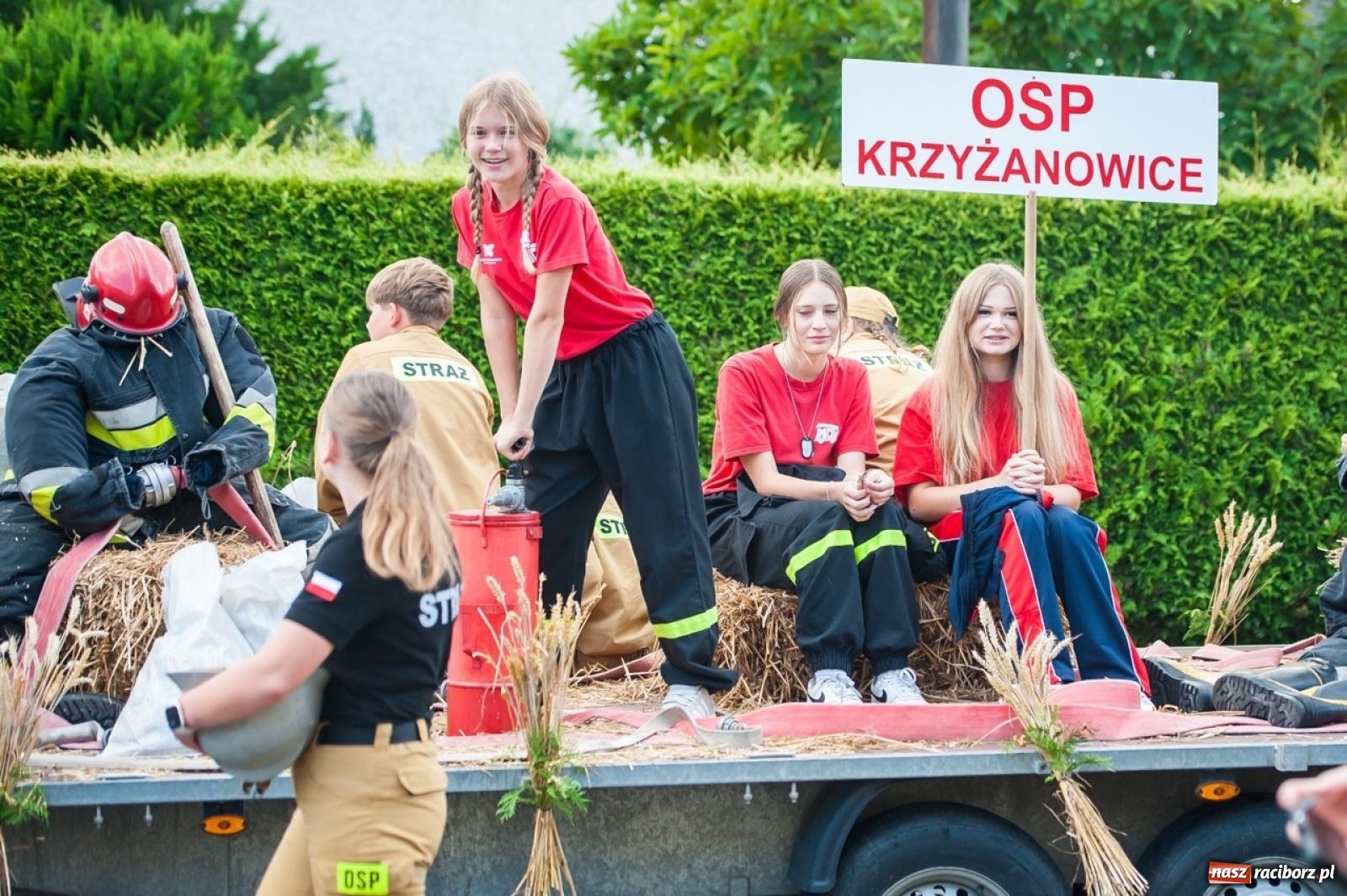 Zdjęcie w galerii na portalu naszraciborz.pl: Dożynki w Krzyżanowicach na bis! Tak mieszkańcy świętowali zakończenie żniw [FOTO] wiadomości z regionu