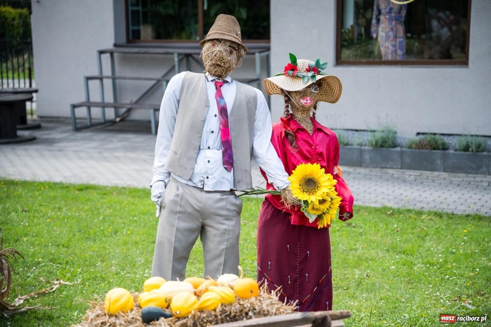 Zdjęcie w galerii na portalu naszraciborz.pl: Dożynki w Krzyżanowicach na bis! Tak mieszkańcy świętowali zakończenie żniw [FOTO] wiadomości z regionu