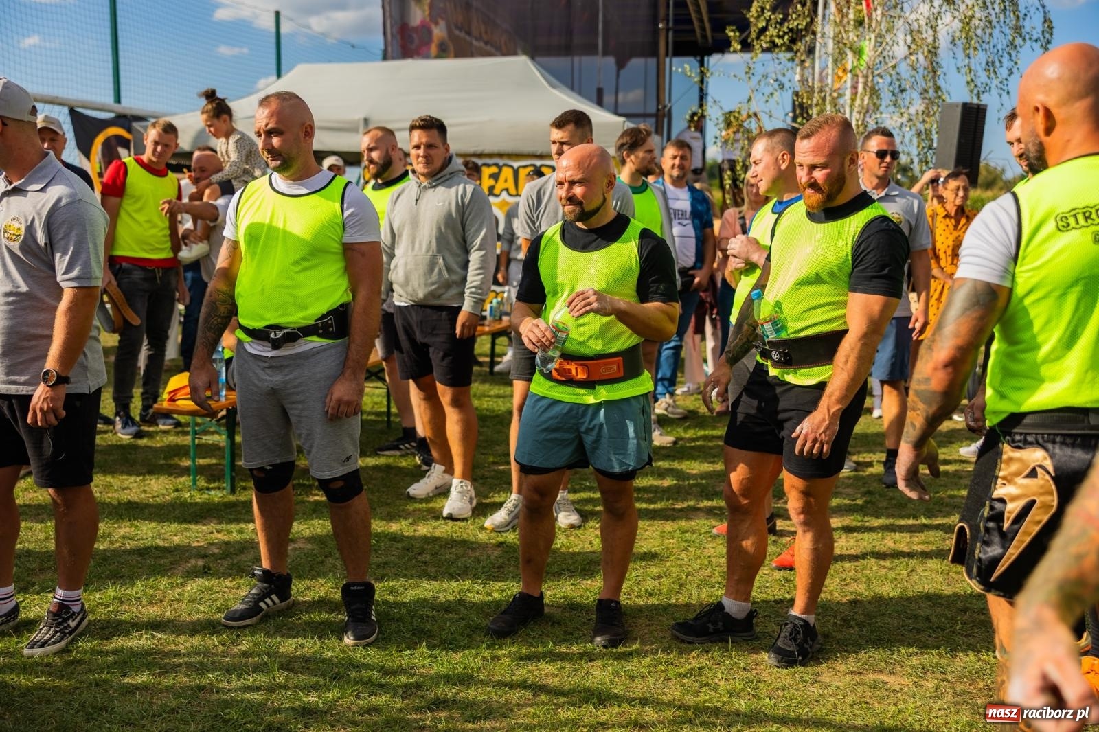 Zdjęcie w galerii na portalu naszraciborz.pl: Puchar został w Grzegorzowicach. Paweł Malcharczyk wygrał Strongfarmera 2026 wiadomości z regionu