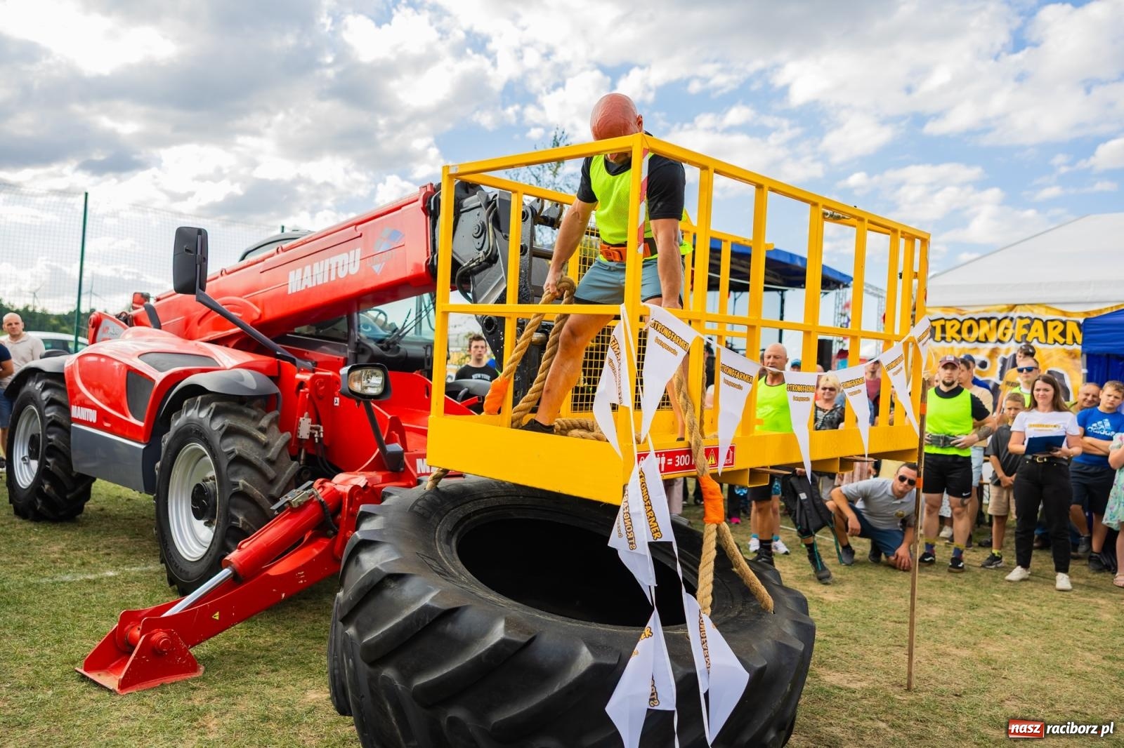 Zdjęcie w galerii na portalu naszraciborz.pl: Puchar został w Grzegorzowicach. Paweł Malcharczyk wygrał Strongfarmera 2026 wiadomości z regionu