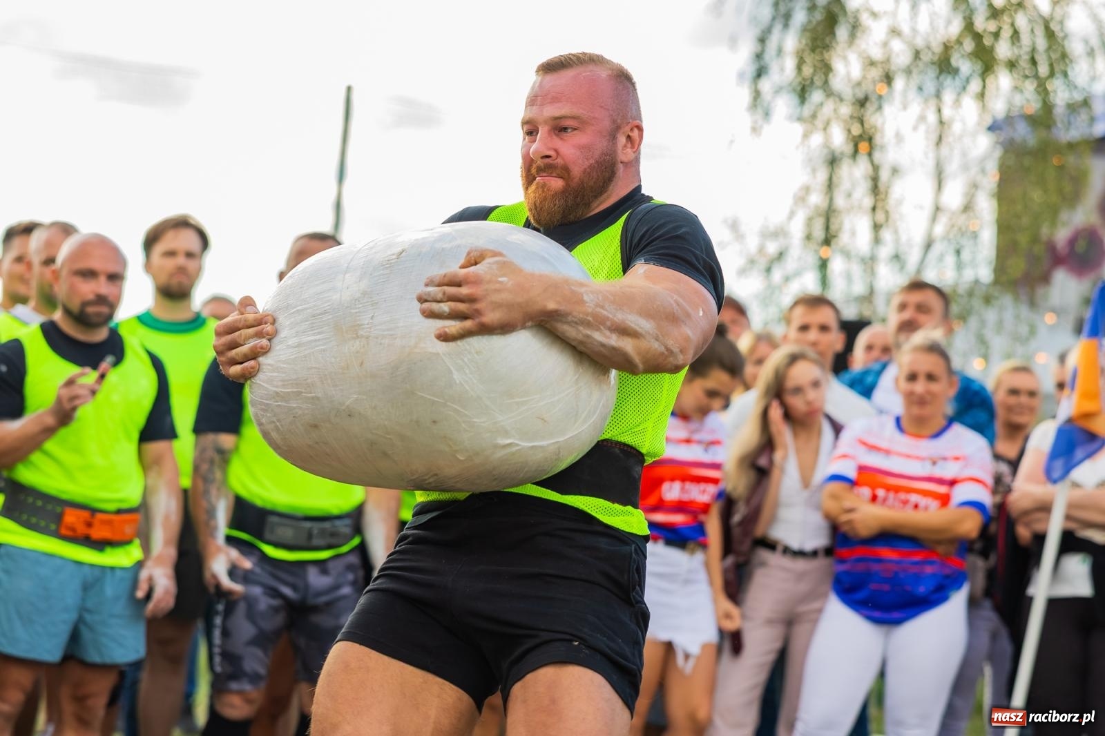 Zdjęcie w galerii na portalu naszraciborz.pl: Puchar został w Grzegorzowicach. Paweł Malcharczyk wygrał Strongfarmera 2026 wiadomości z regionu